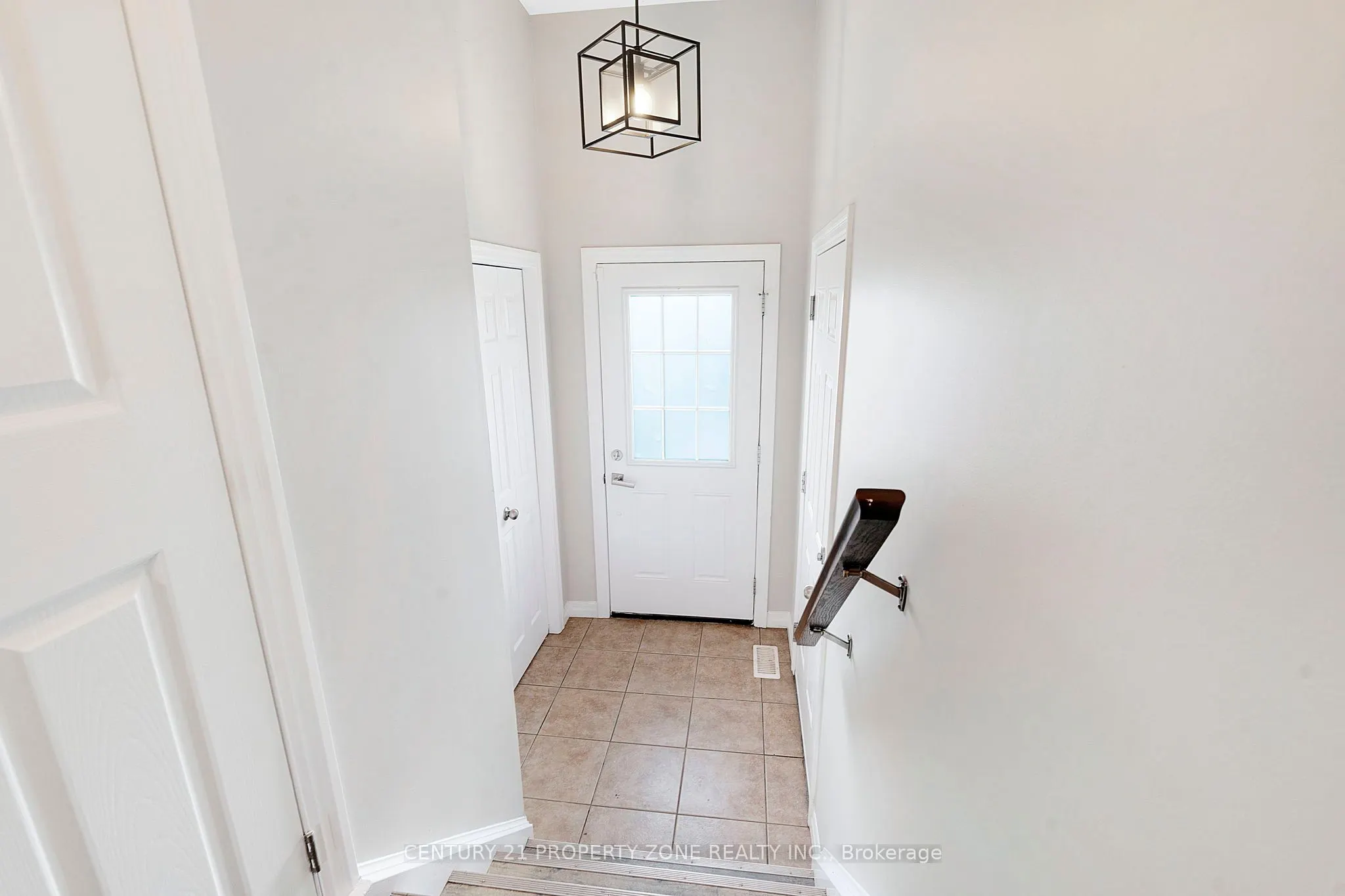 525 Banffshire Crescent