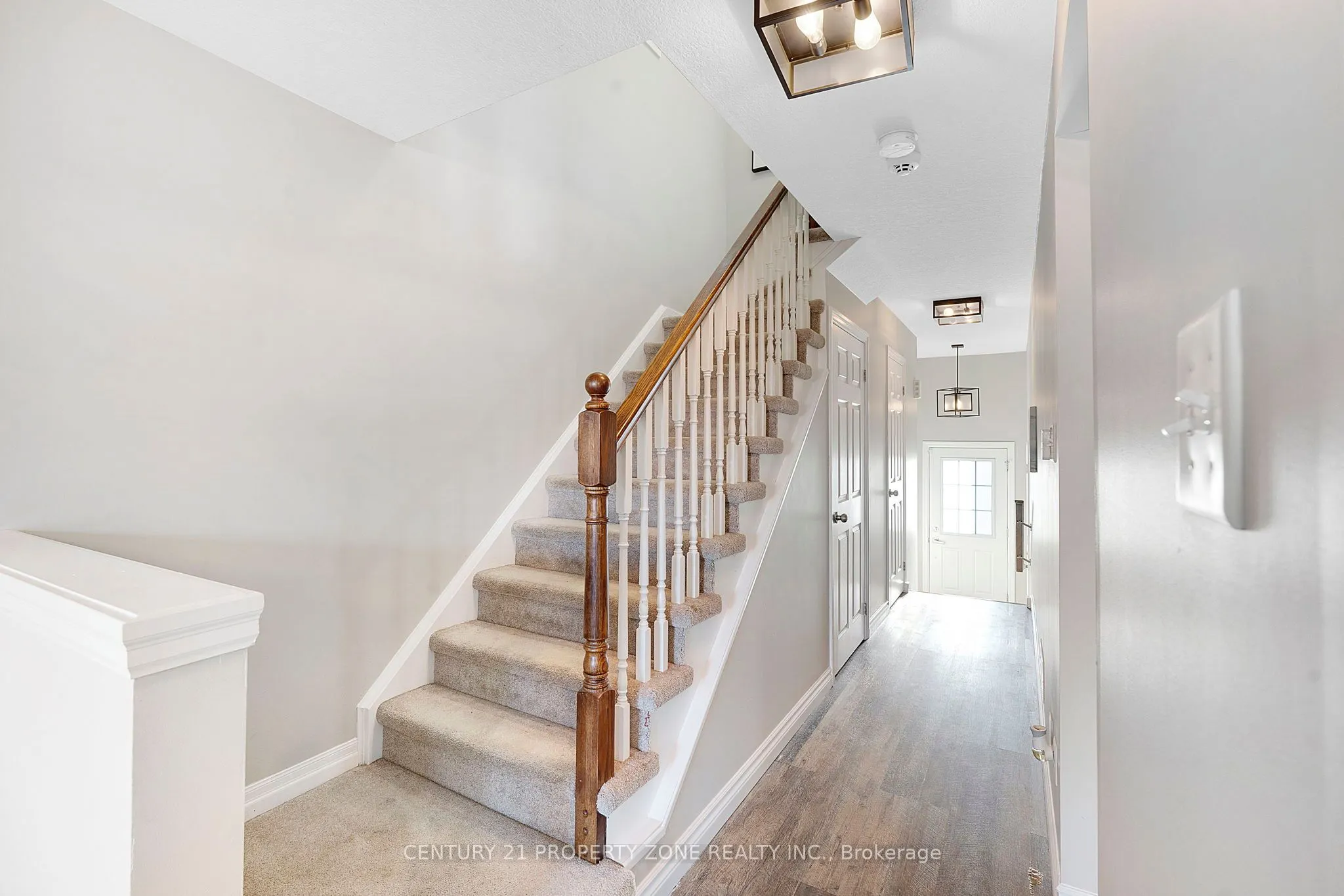 525 Banffshire Crescent