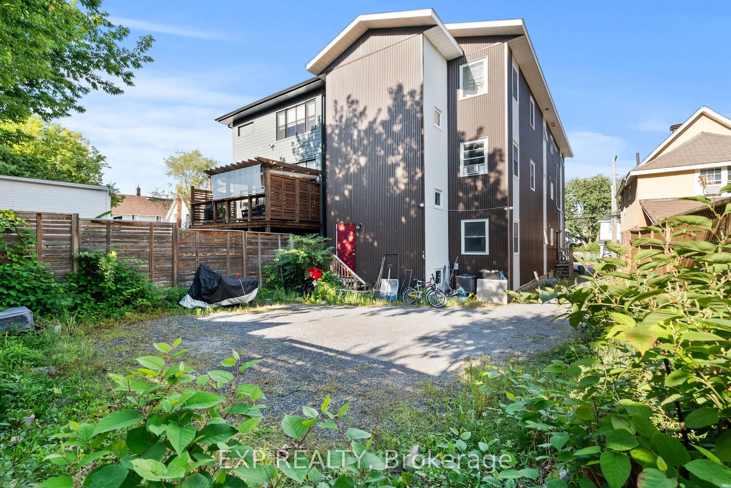 52 Champagne Avenue S, #C