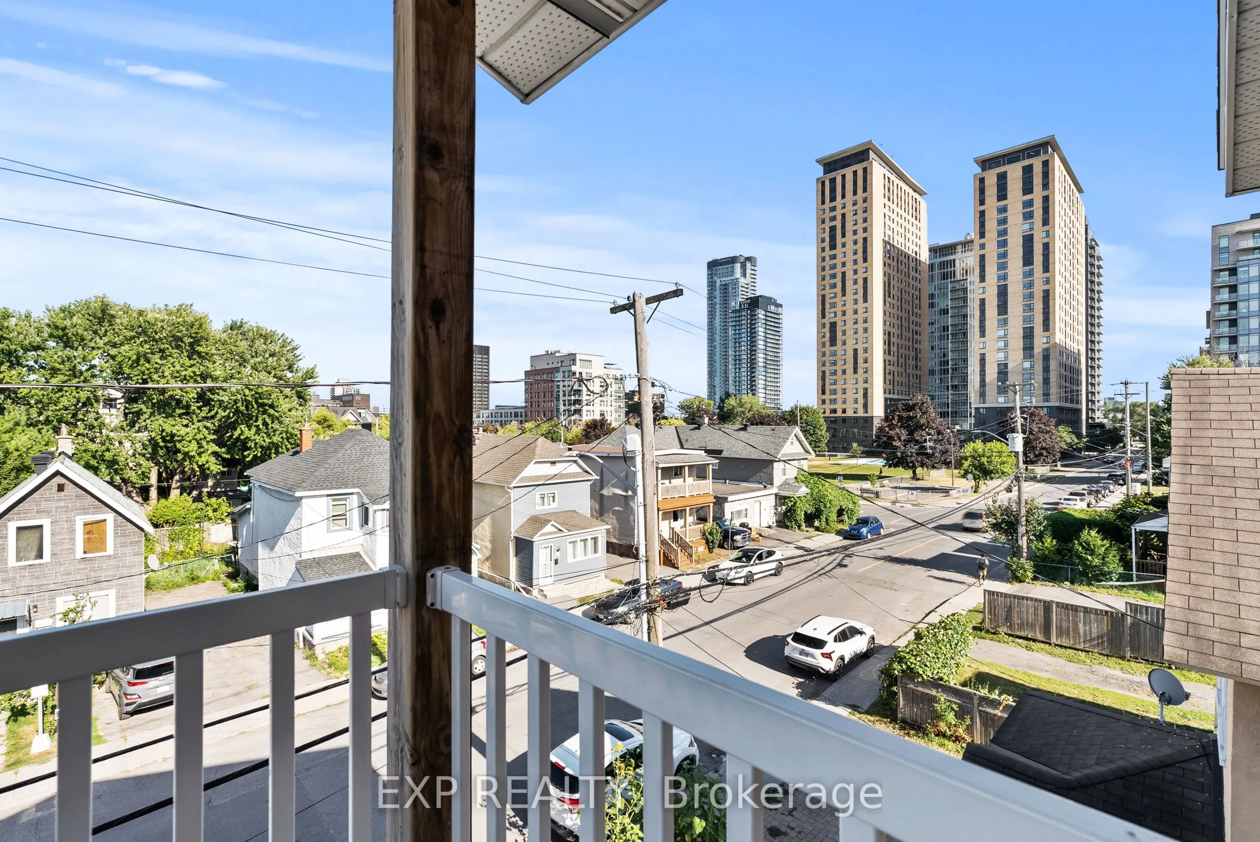 52 Champagne Avenue S, #C