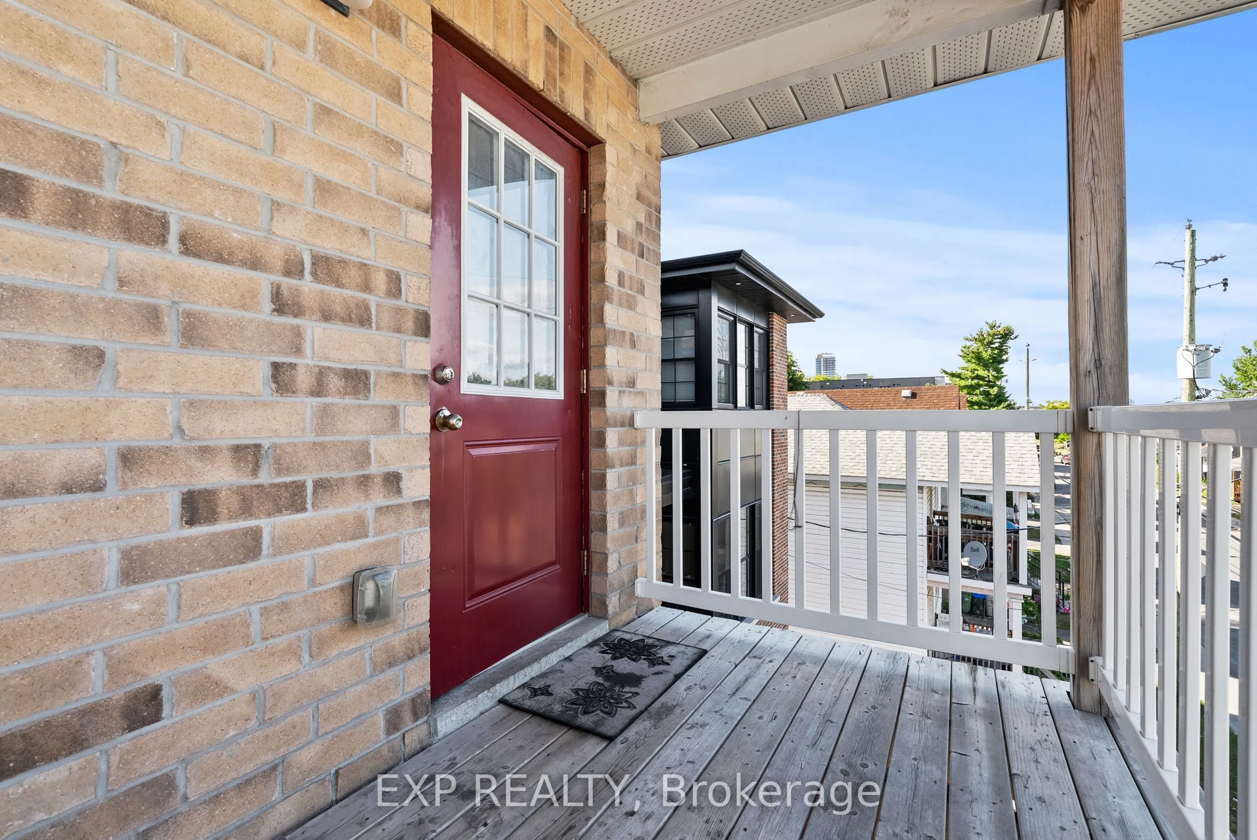 52 Champagne Avenue S, #C