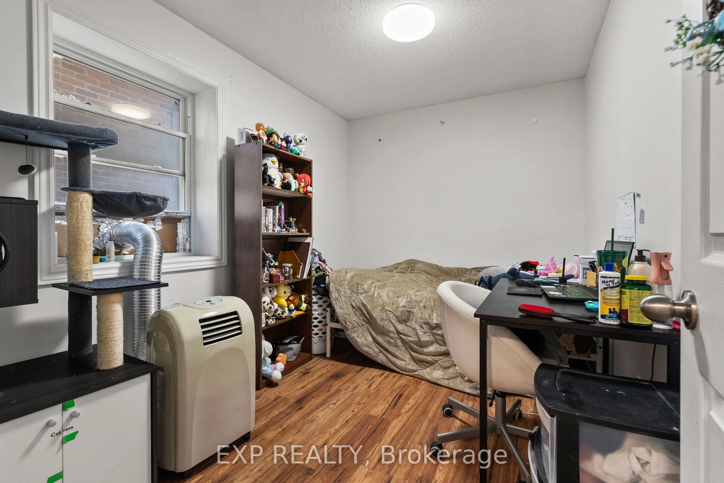 52 Champagne Avenue S, #C