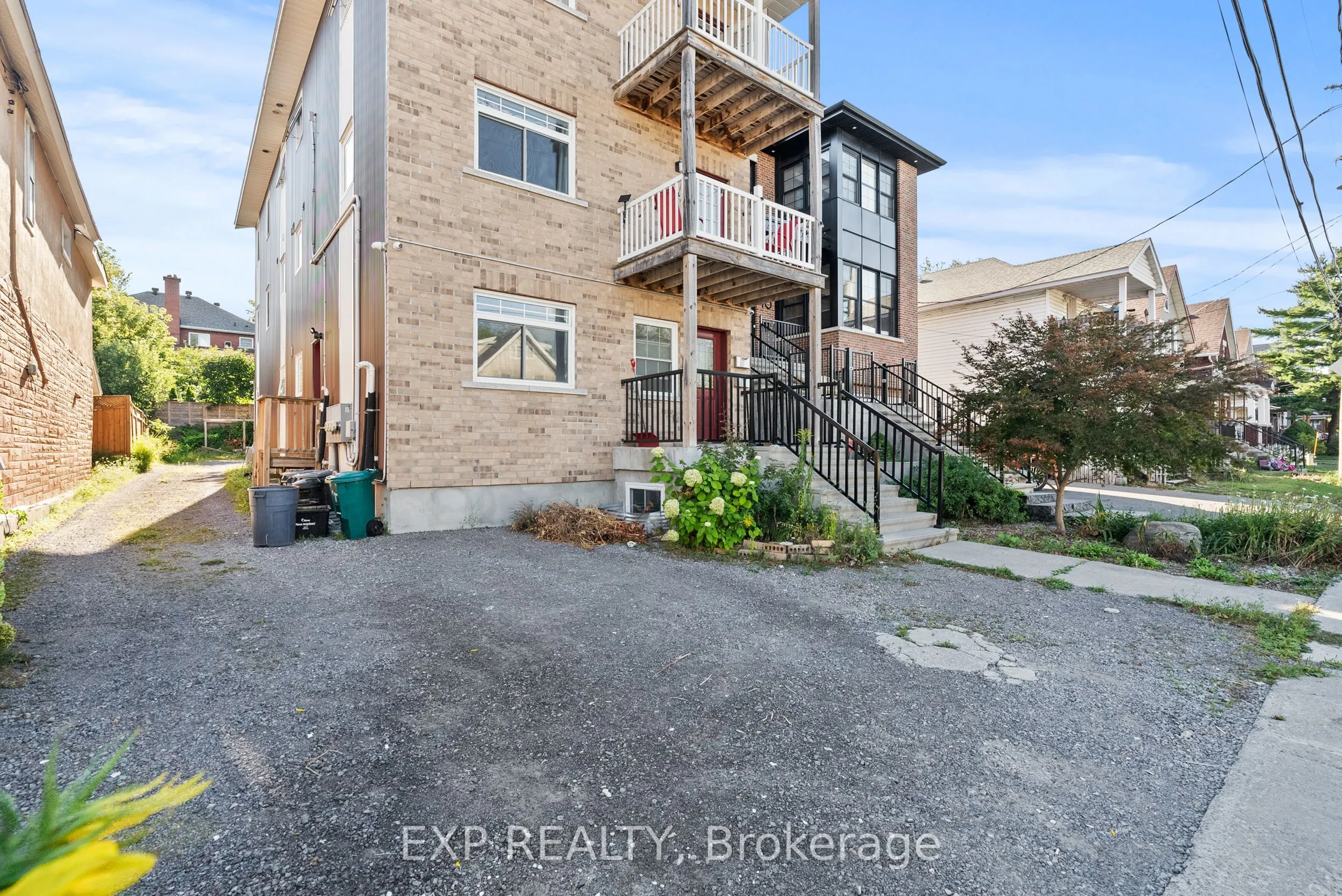 52 Champagne Avenue S, #C