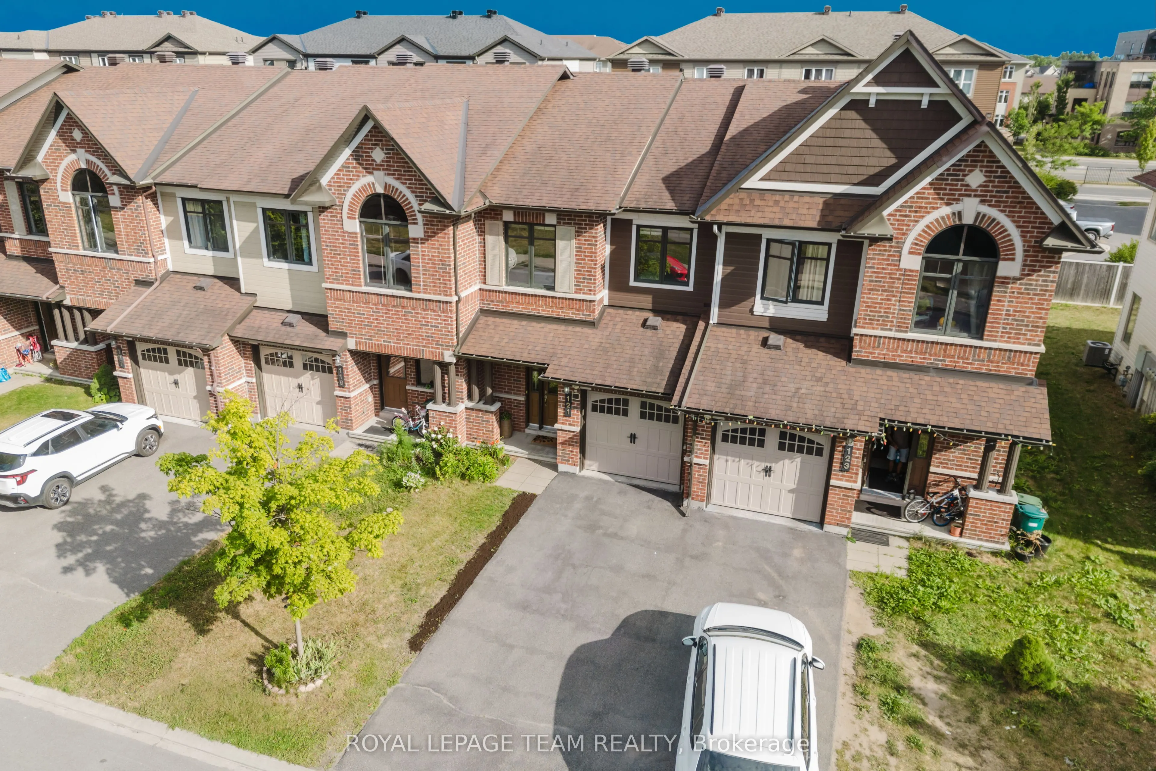 121 Mancini Way