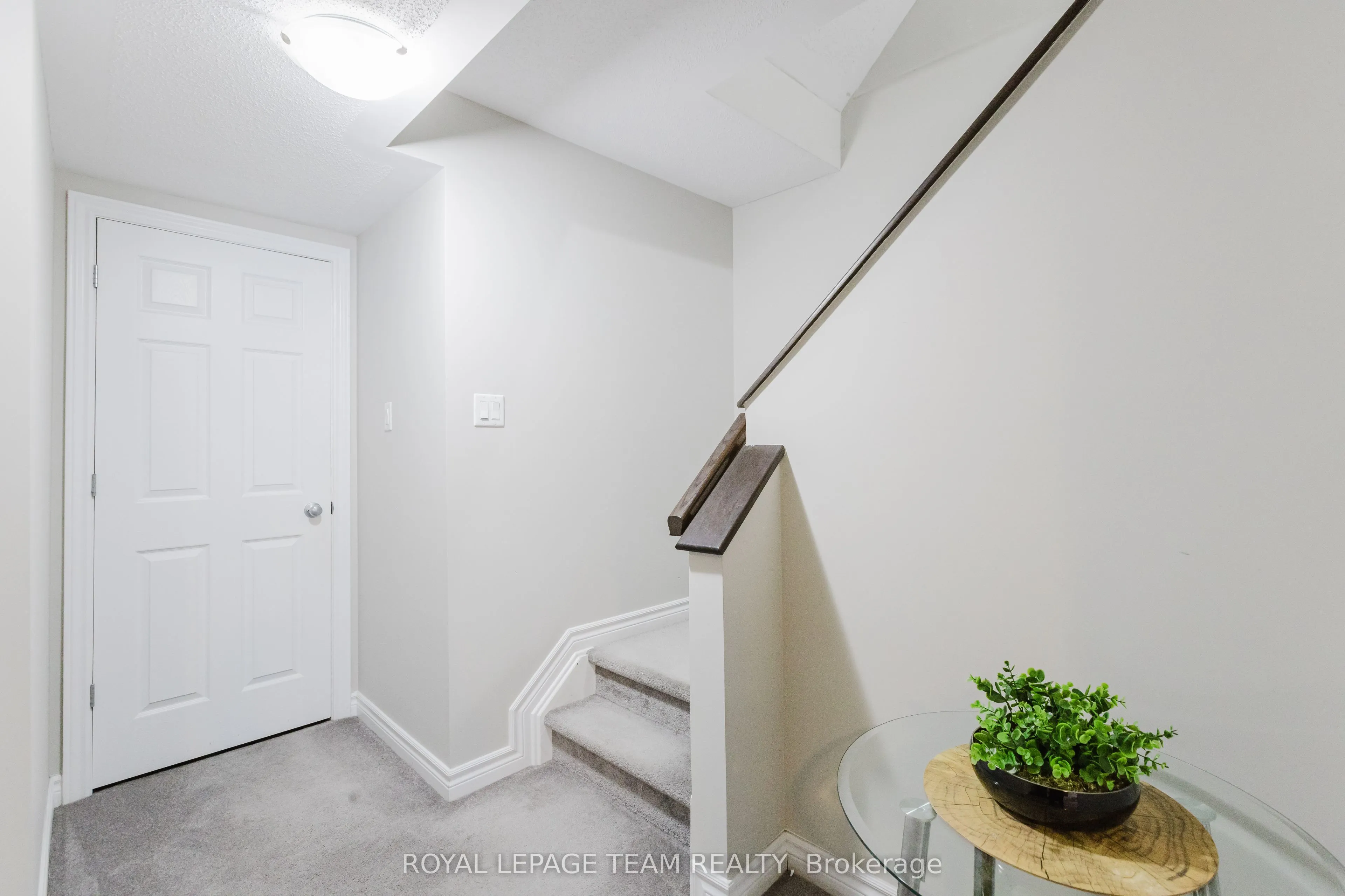 121 Mancini Way