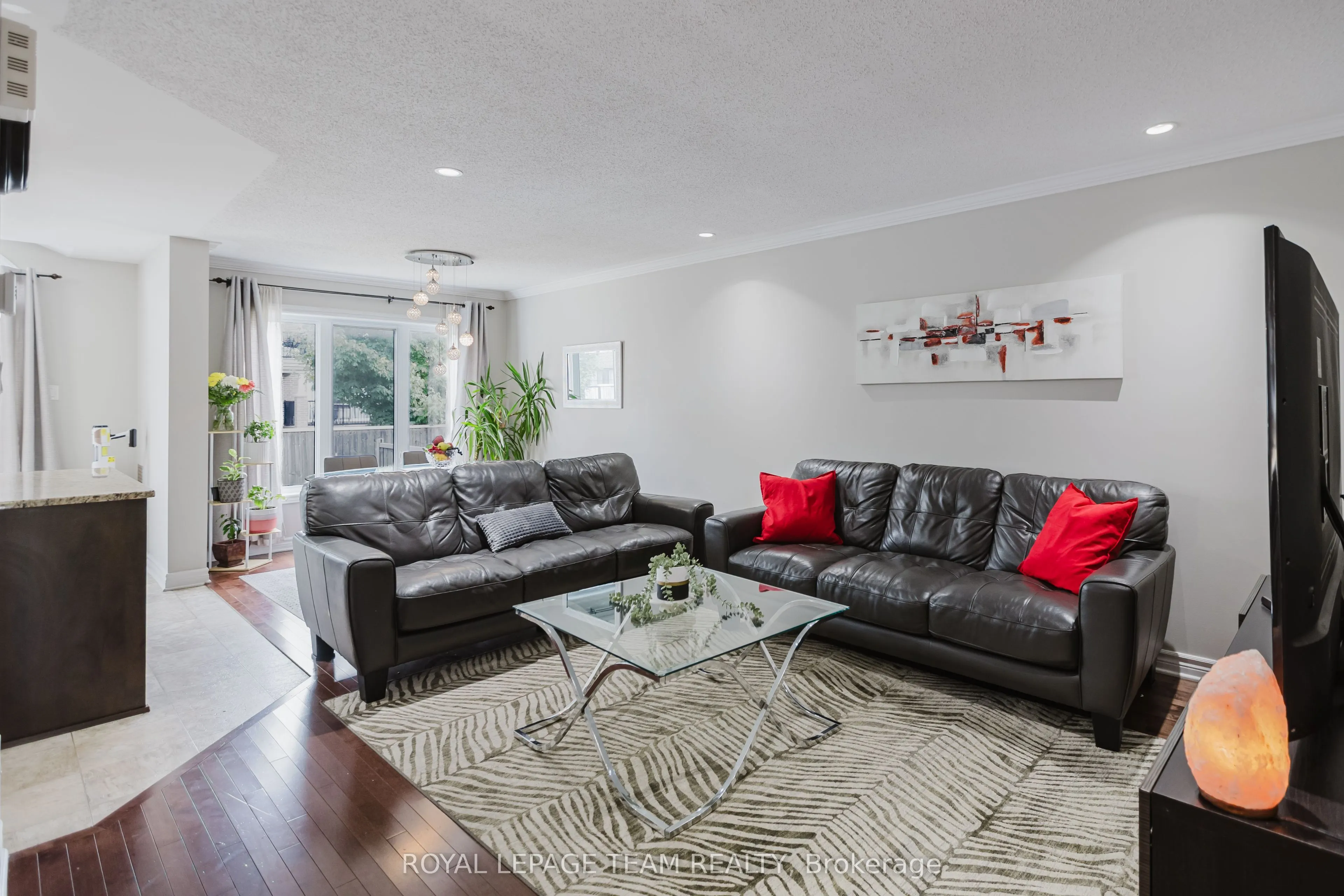 121 Mancini Way