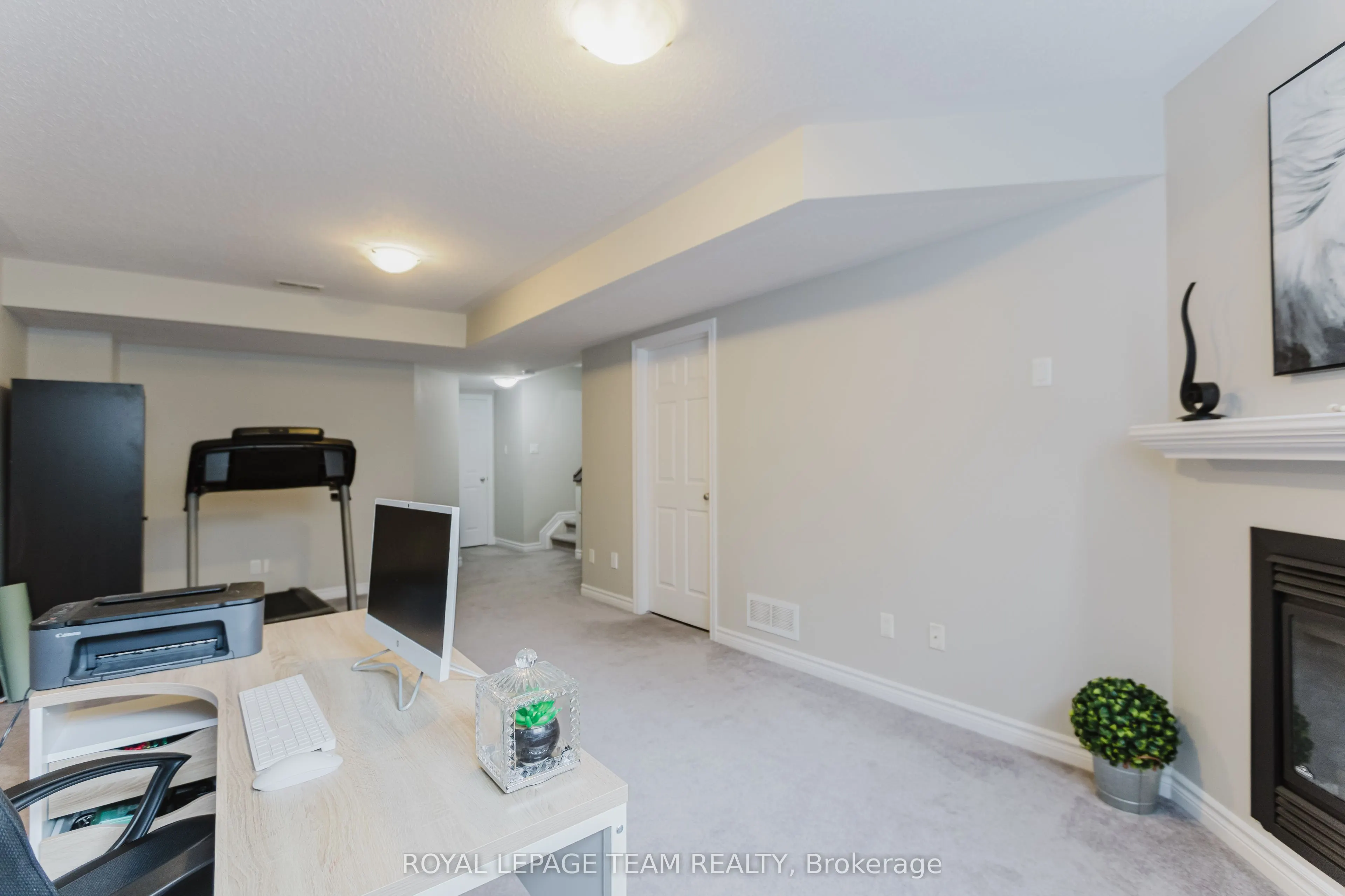 121 Mancini Way