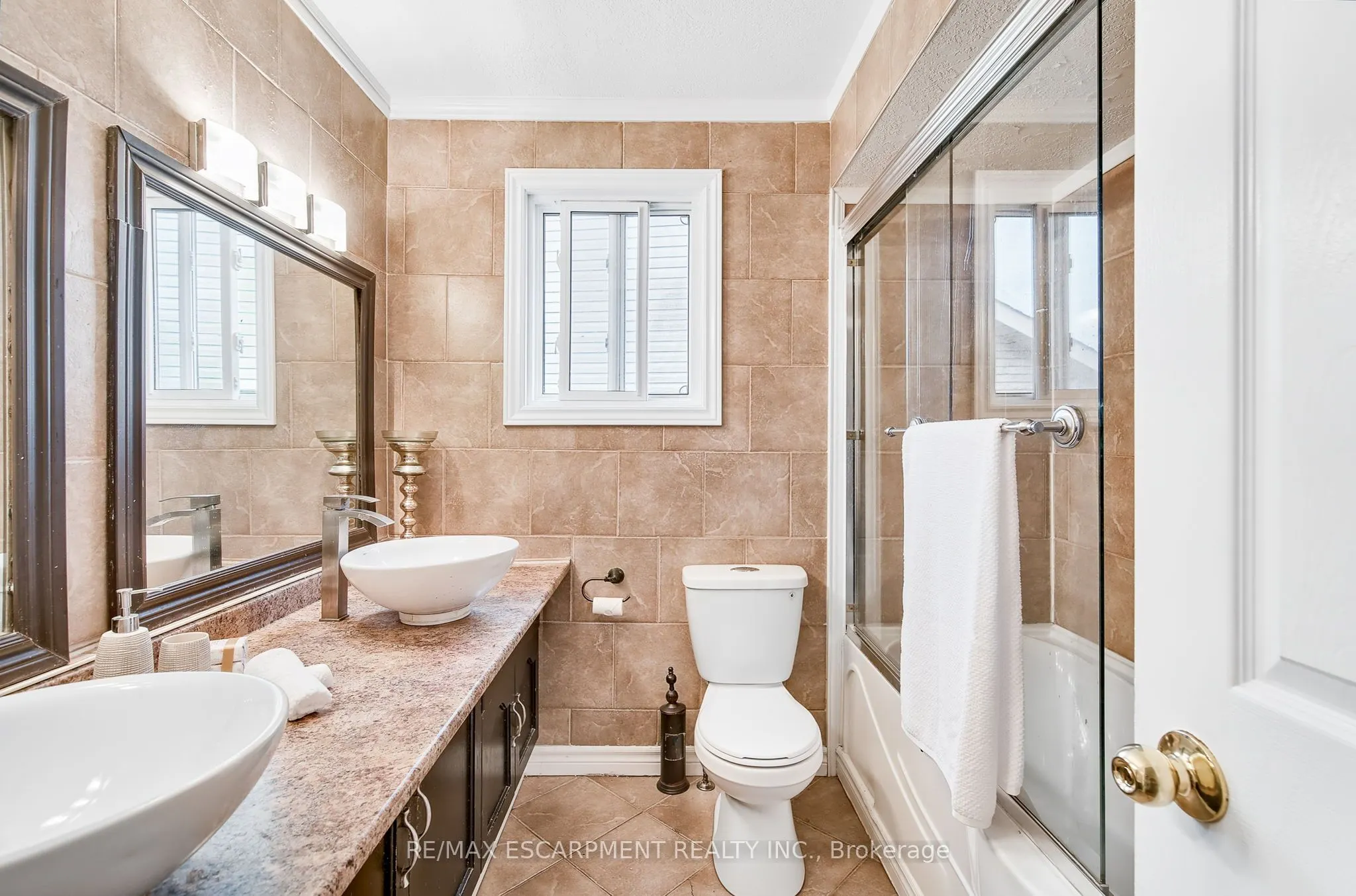 14 Ashridge Place