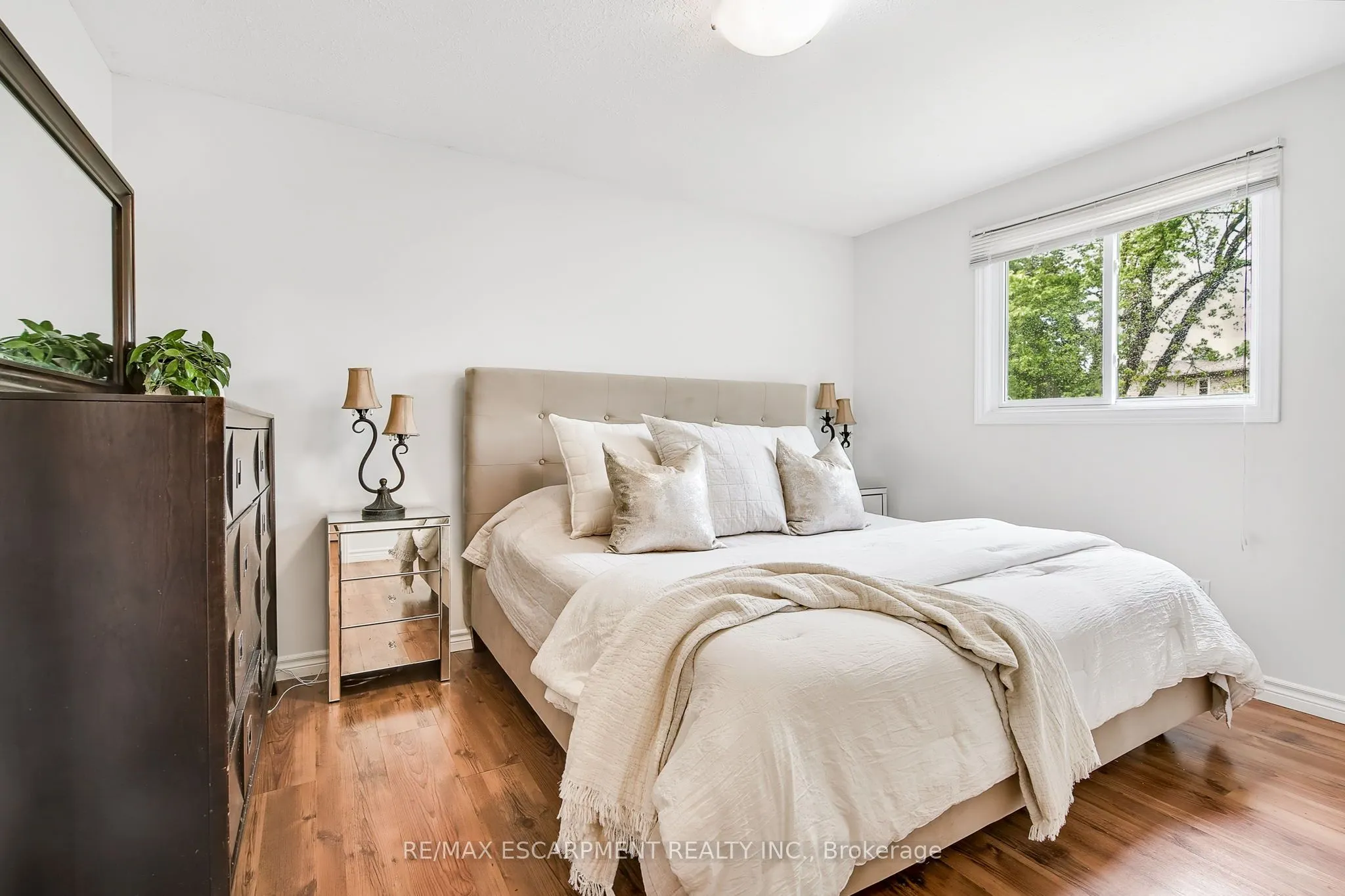 14 Ashridge Place