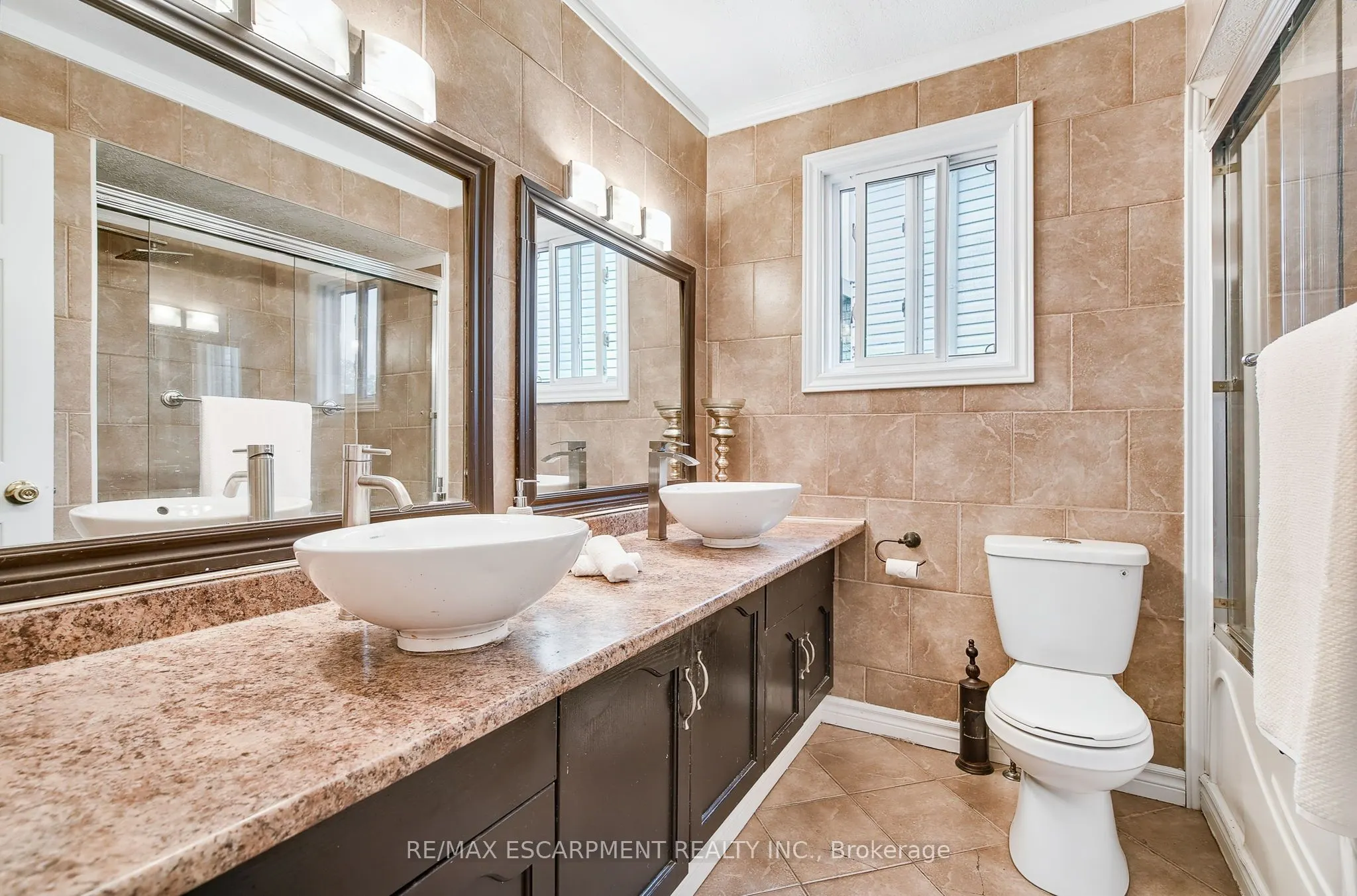 14 Ashridge Place