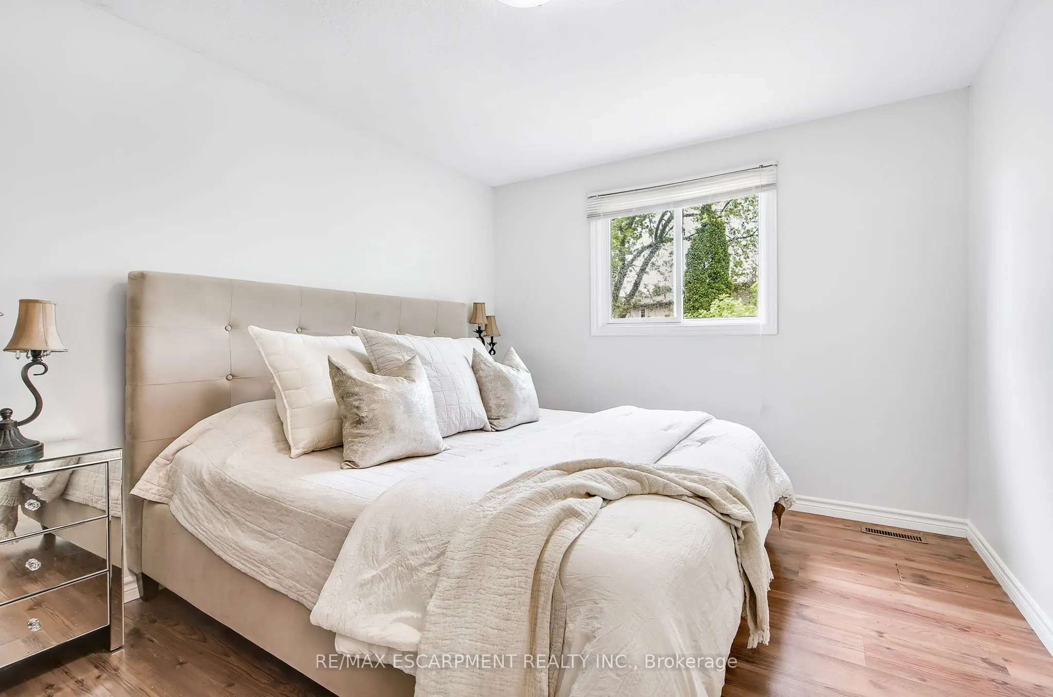 14 Ashridge Place