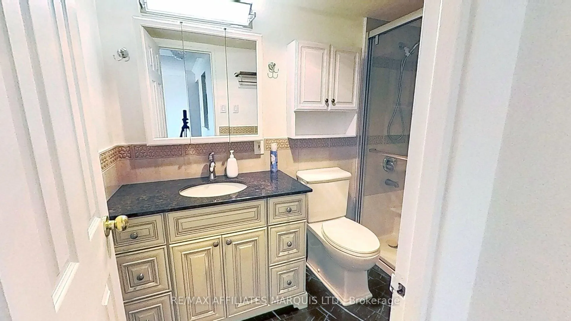 308 Second Street E, #1106