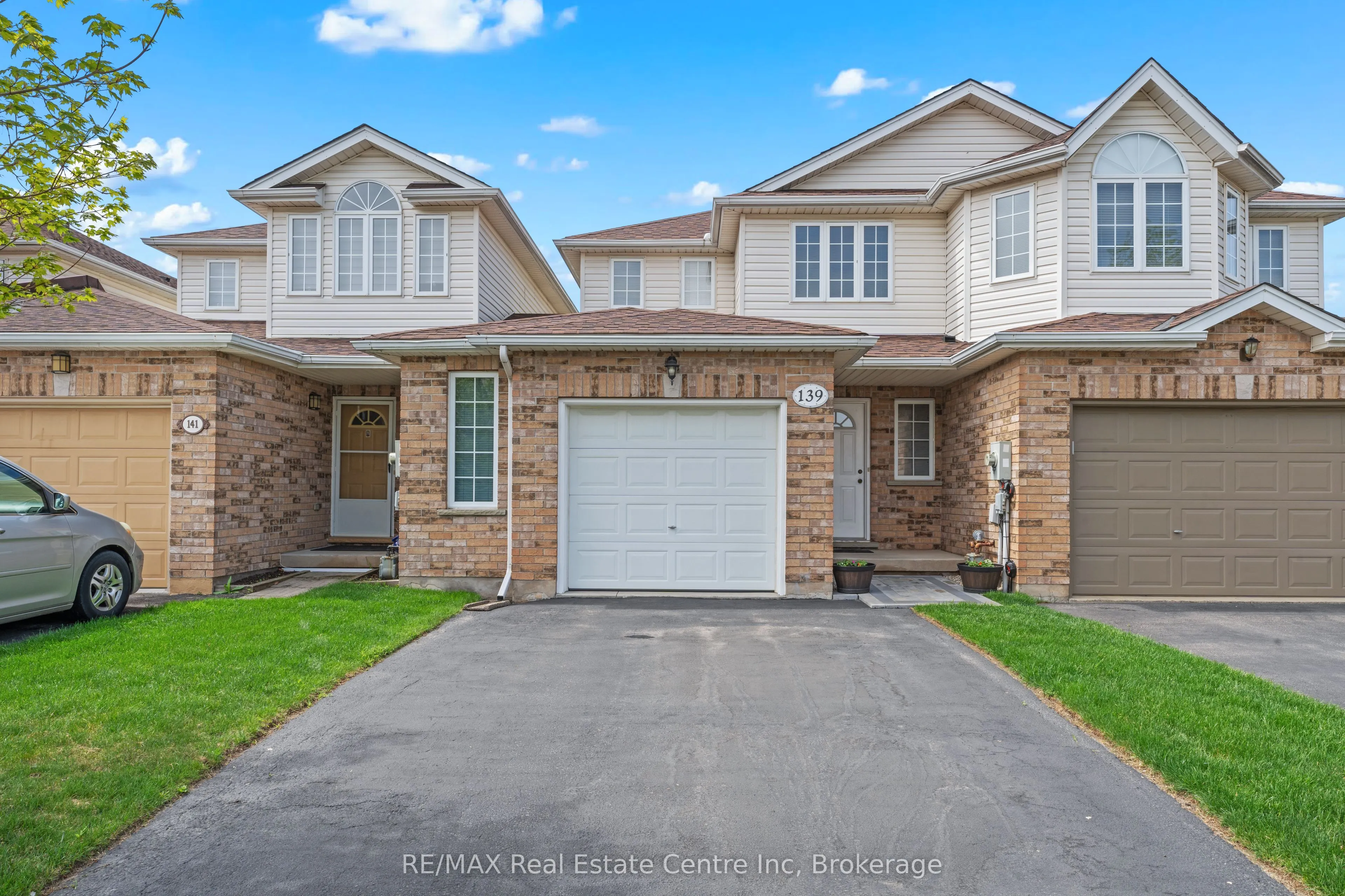 139 Gosling Gardens