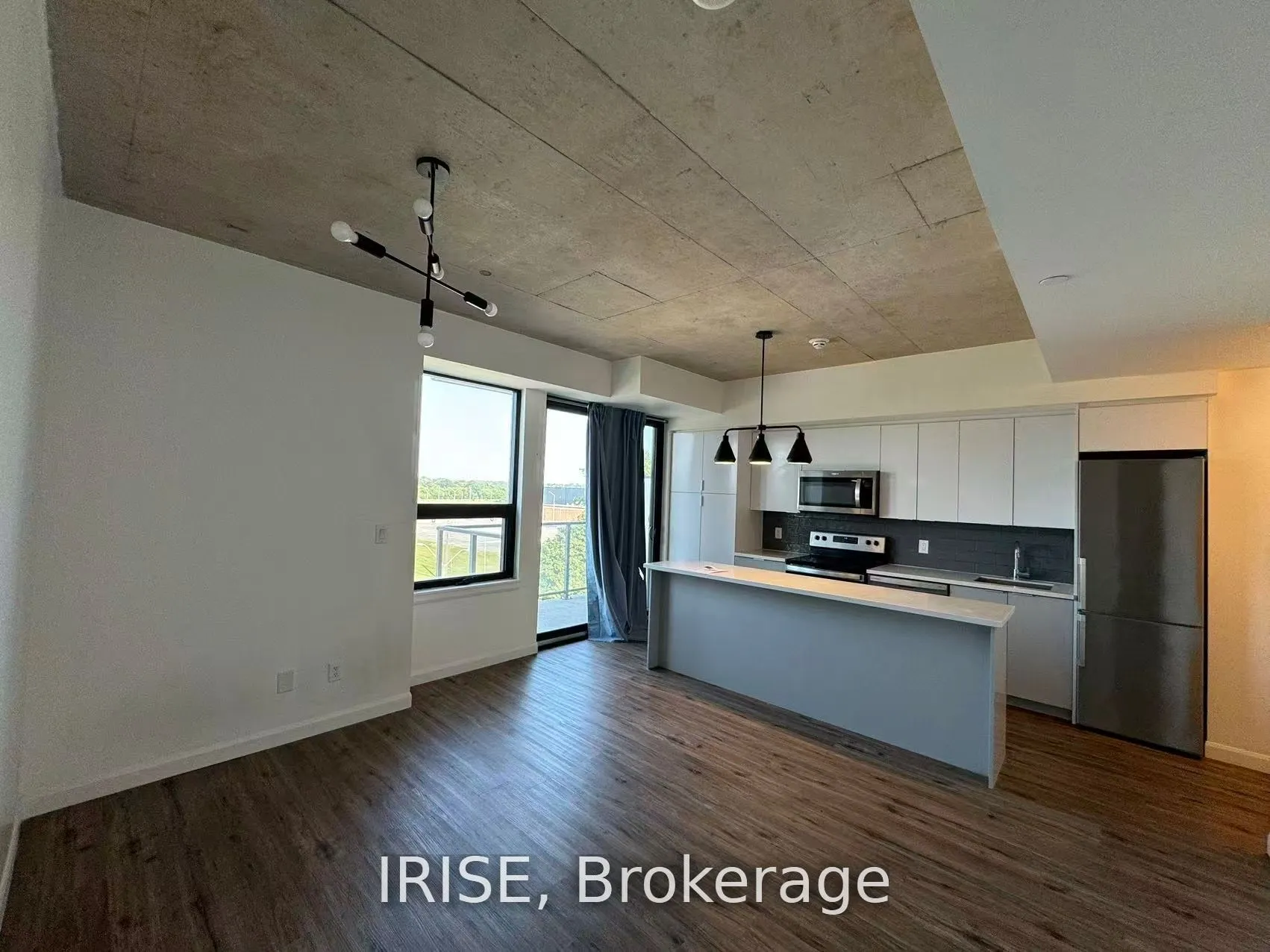 7 Erie Avenue, #512