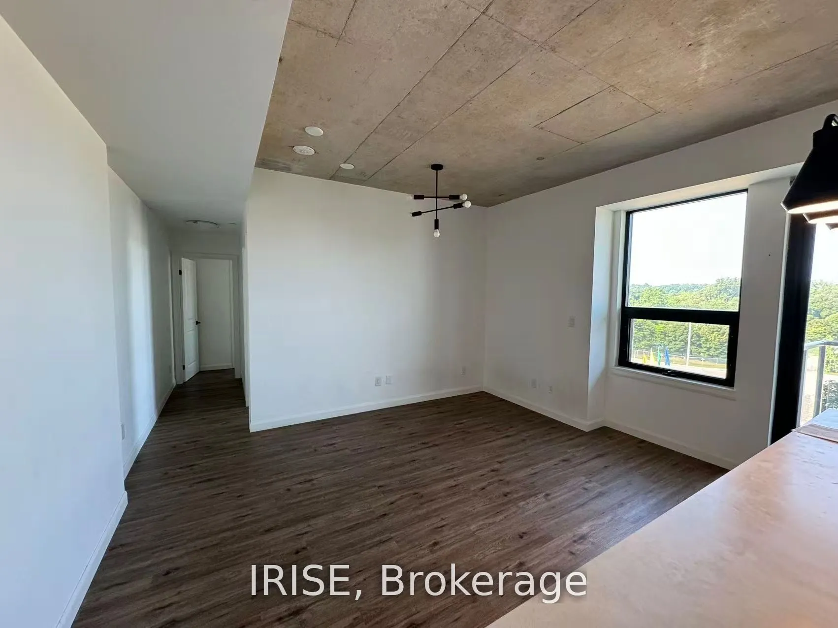 7 Erie Avenue, #512