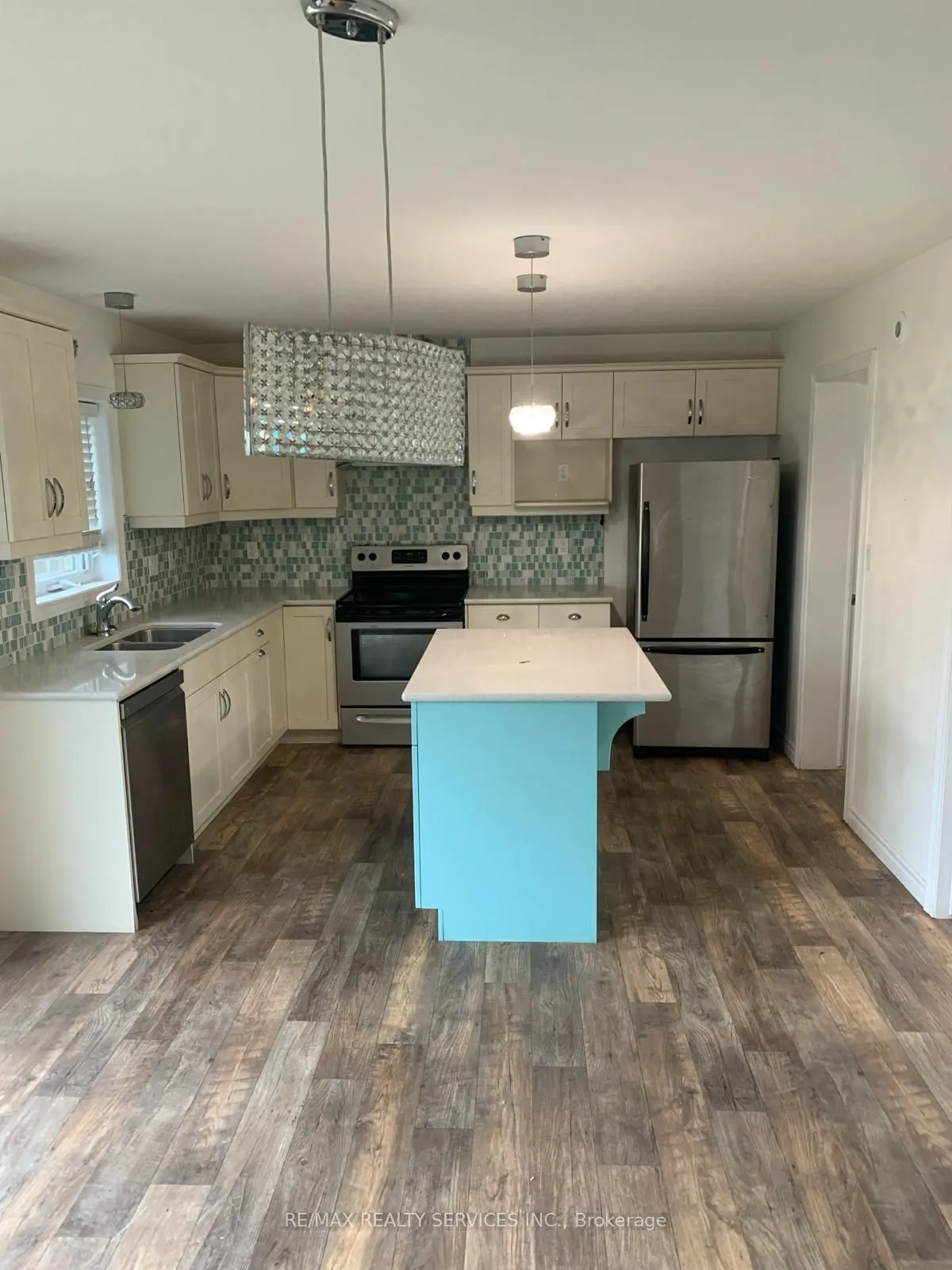 25 ACORN Trail