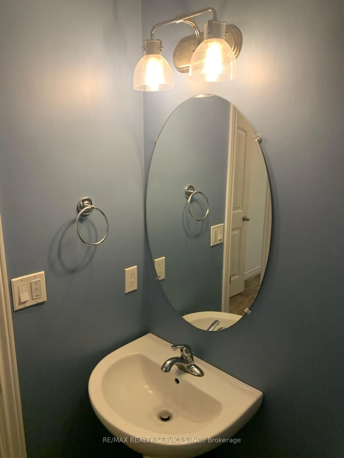 25 ACORN Trail