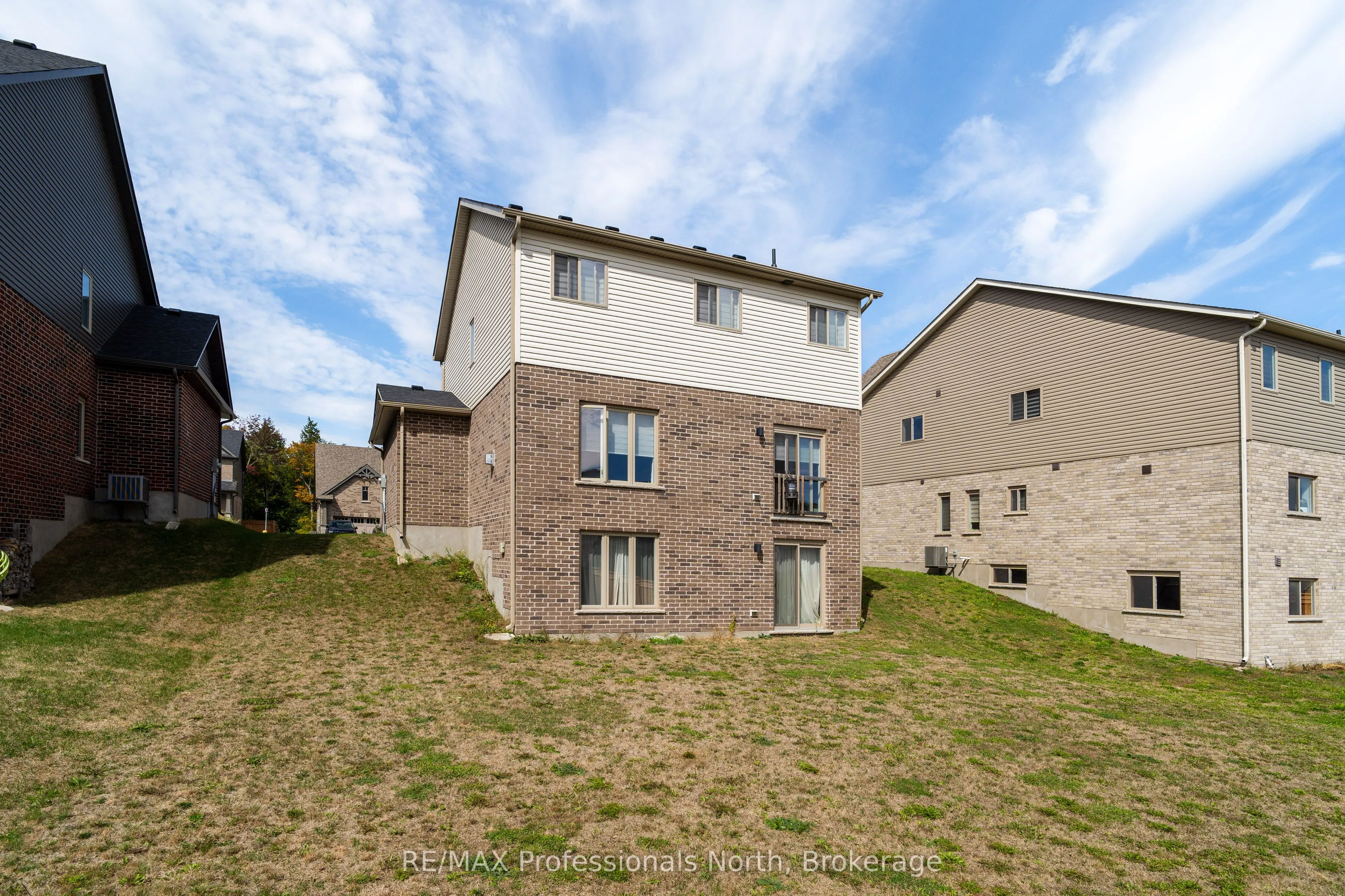 35 Woodstream Drive