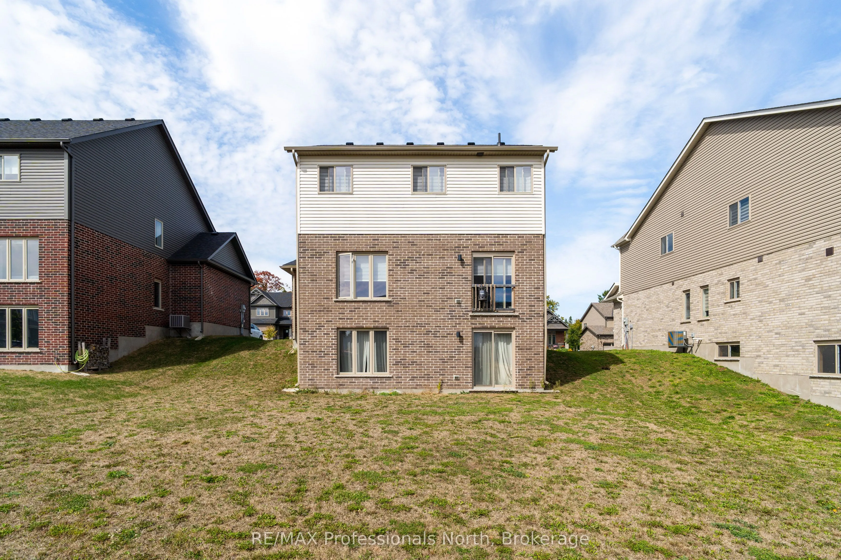 35 Woodstream Drive