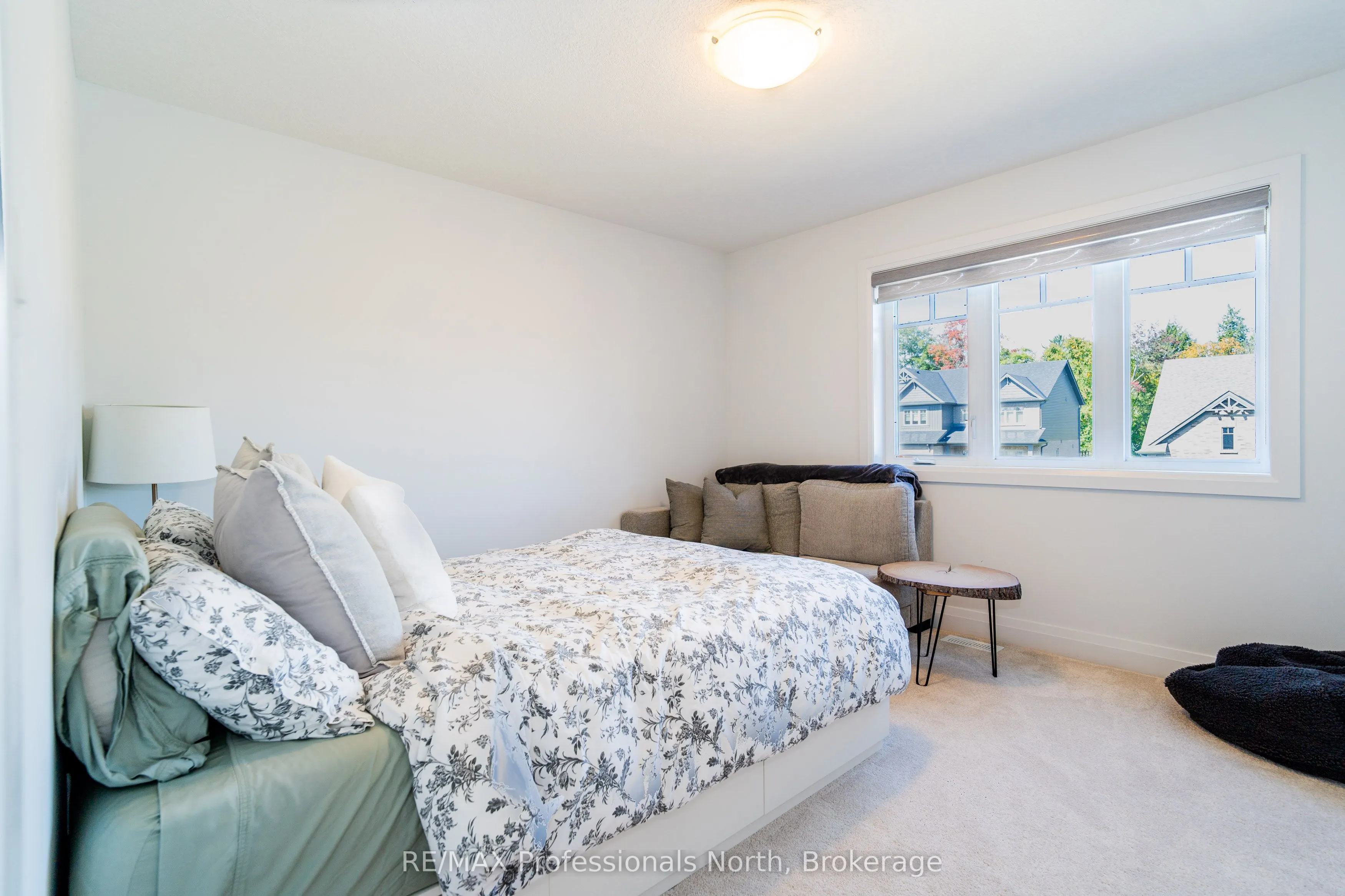 35 Woodstream Drive