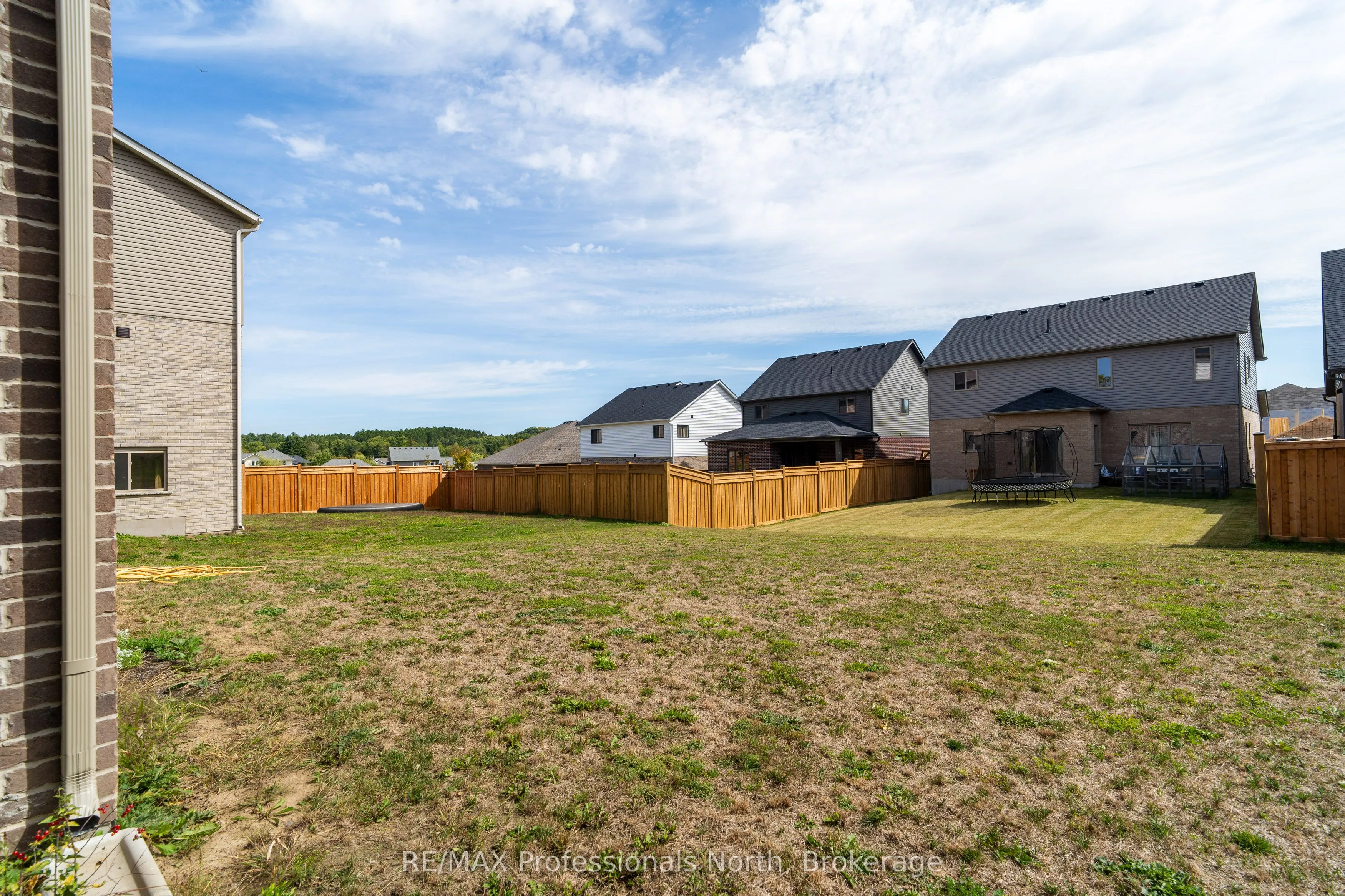 35 Woodstream Drive
