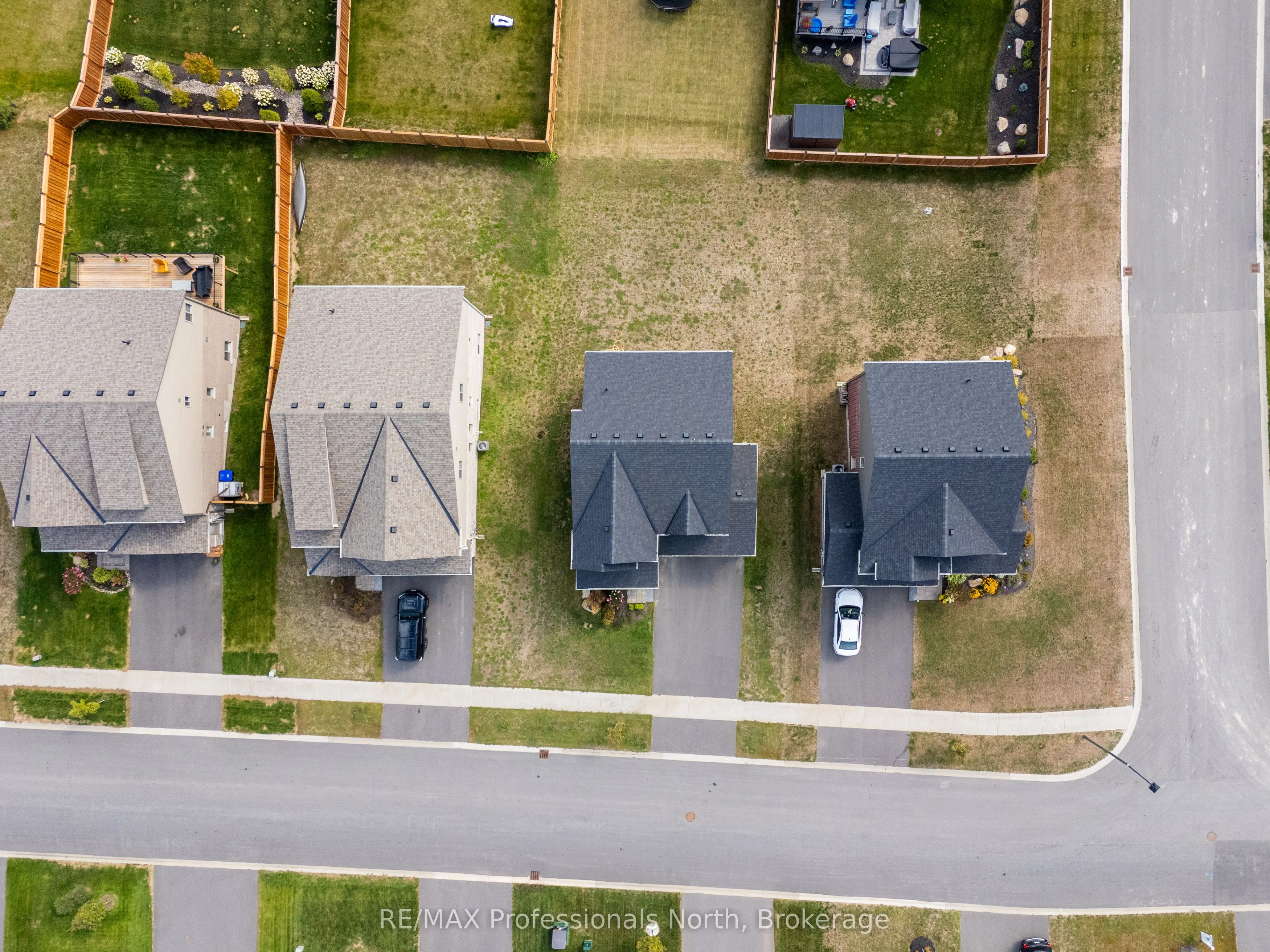 35 Woodstream Drive