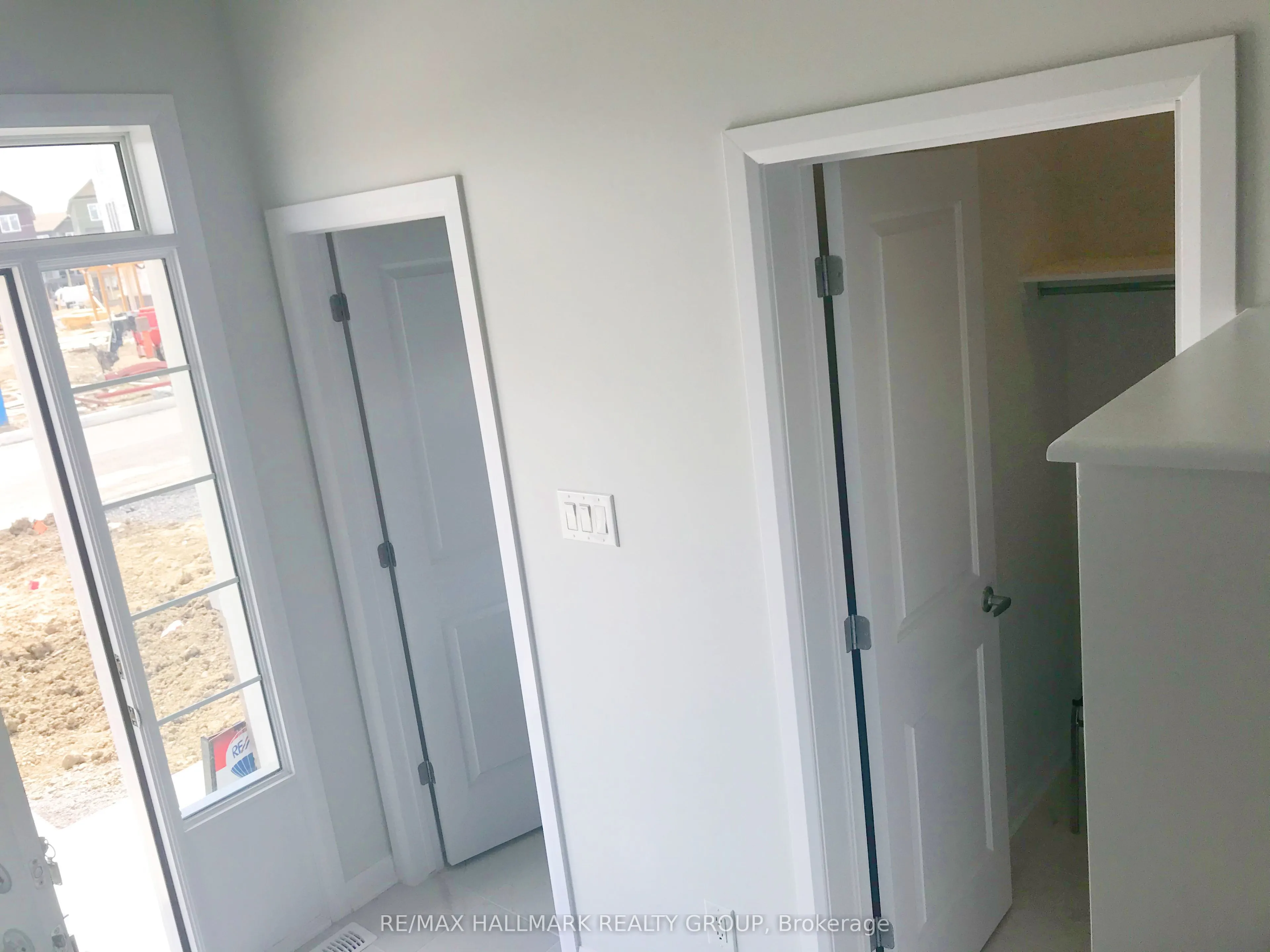 123 Paloma Circle