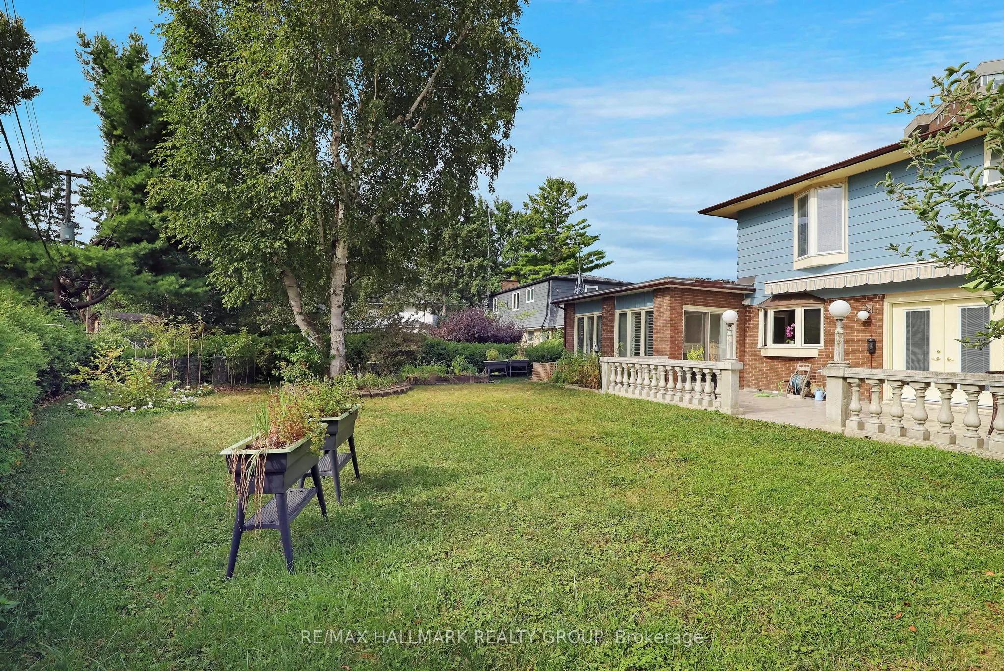 1712 Playfair Drive