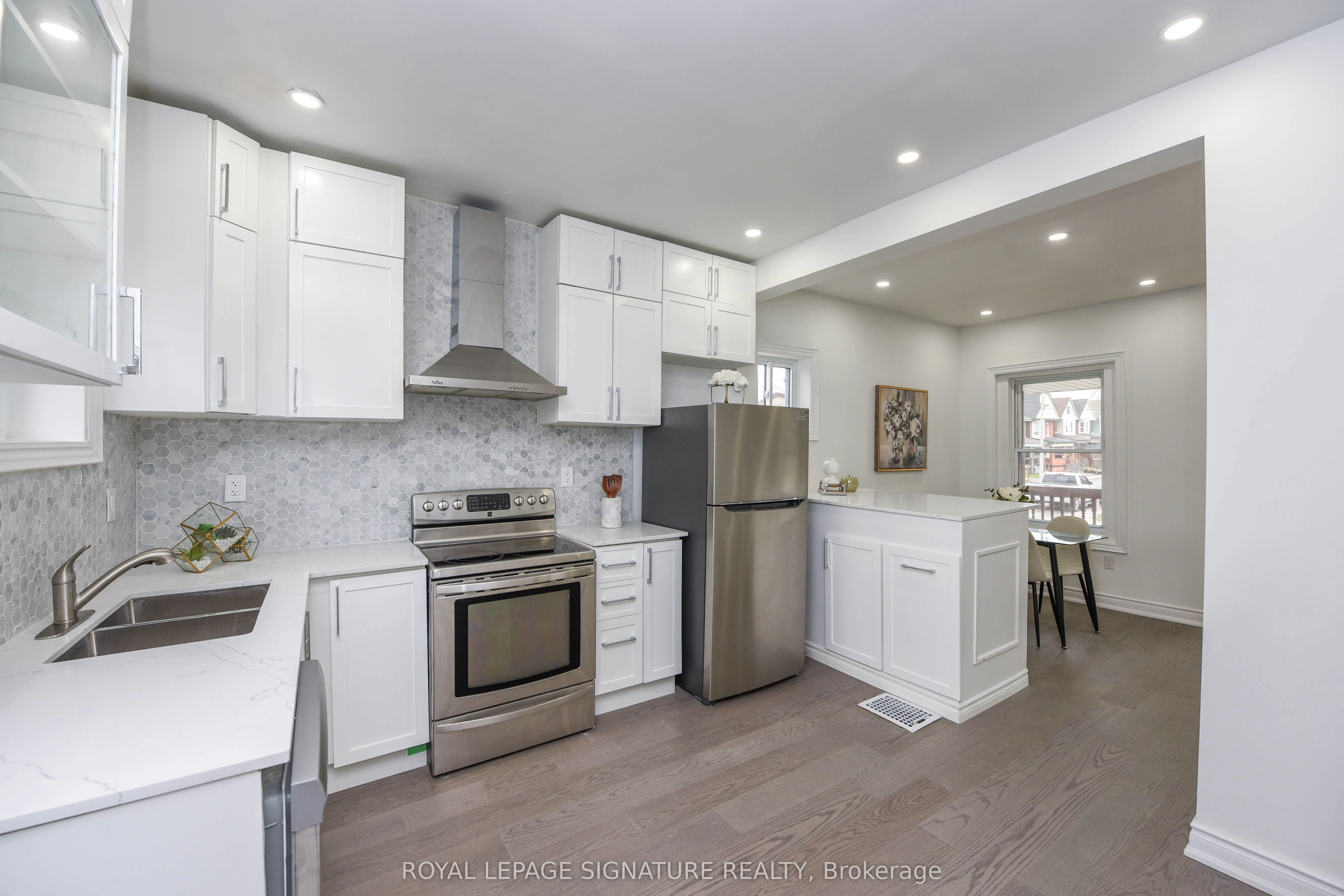 50 Barnesdale Avenue N