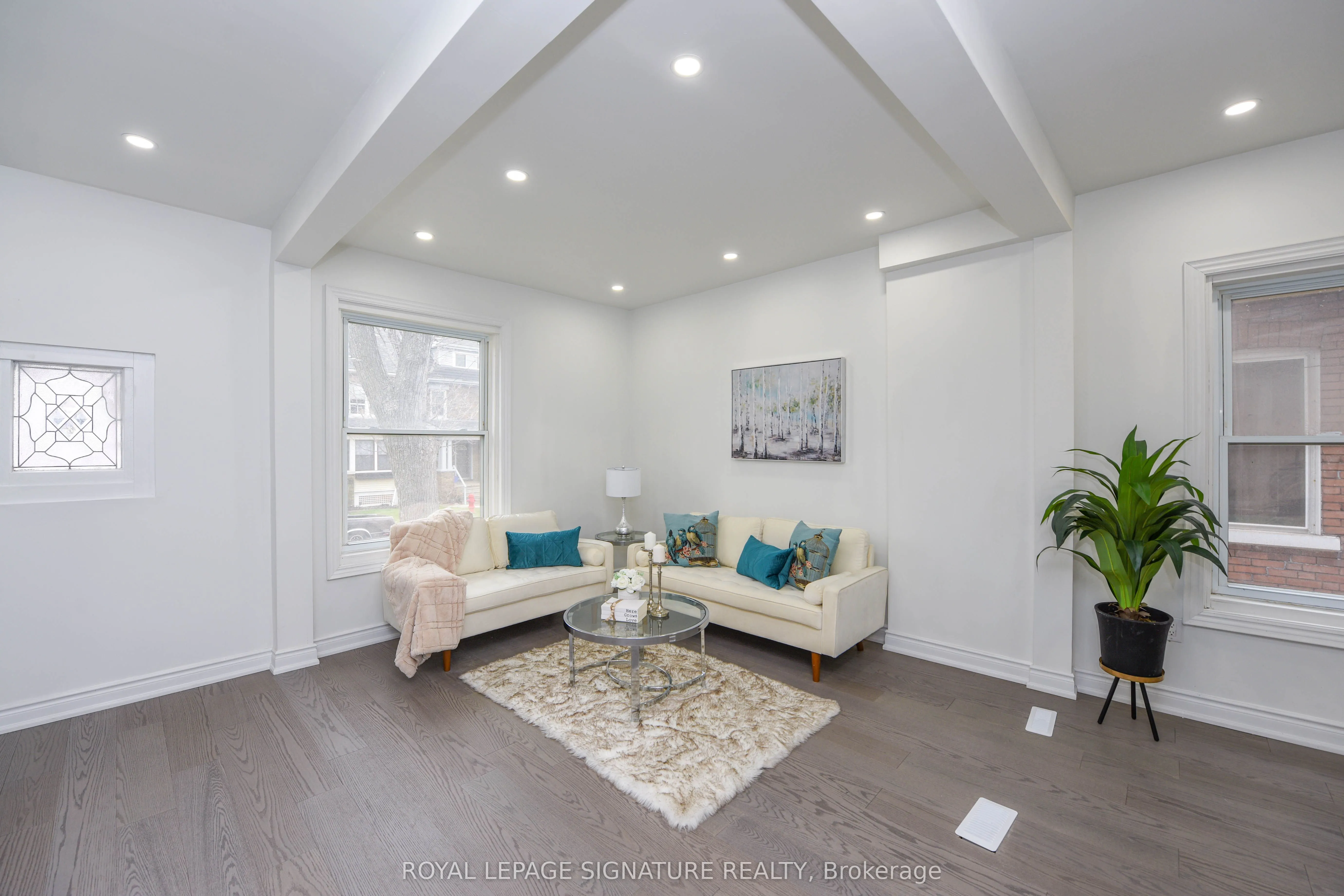 50 Barnesdale Avenue N