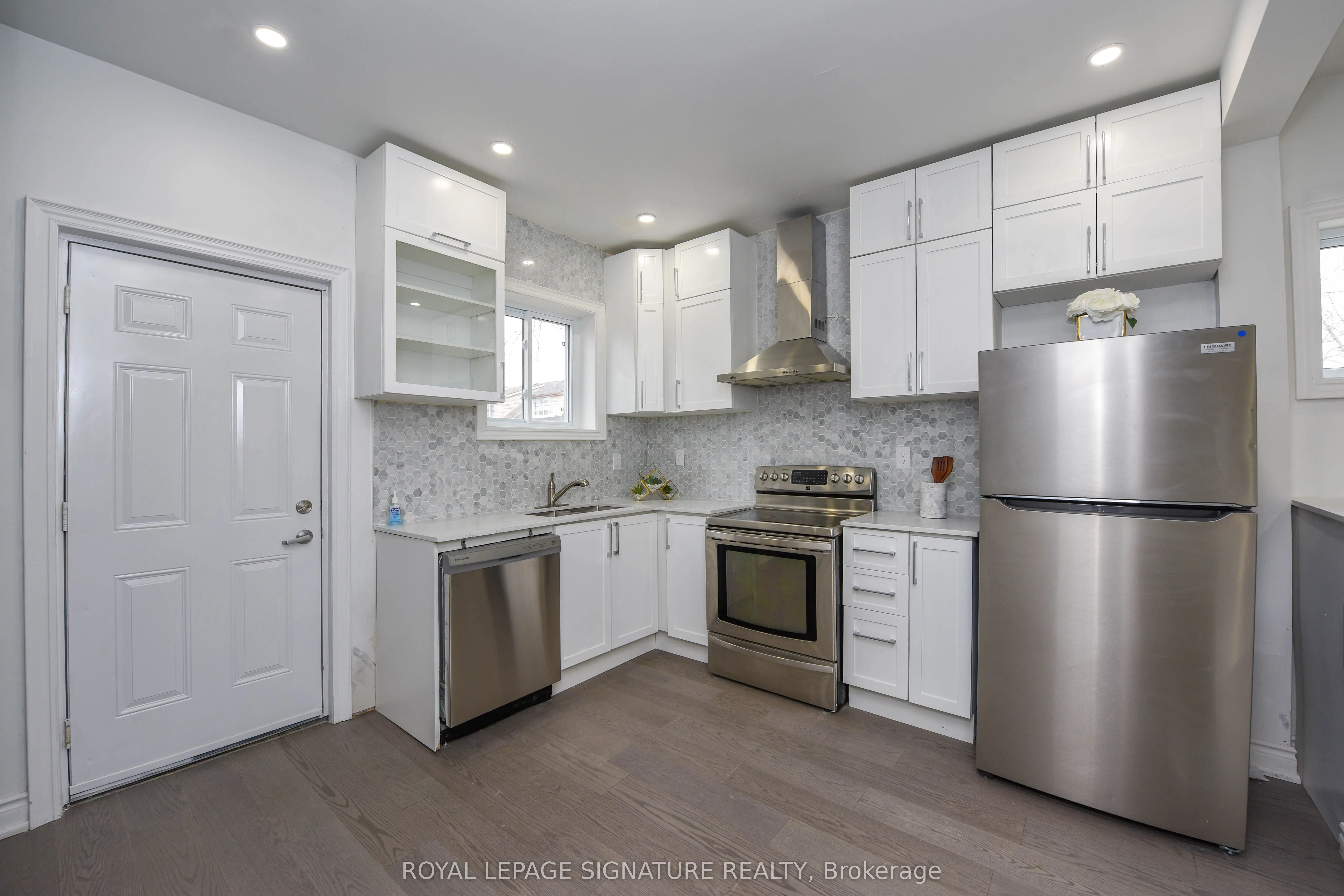 50 Barnesdale Avenue N