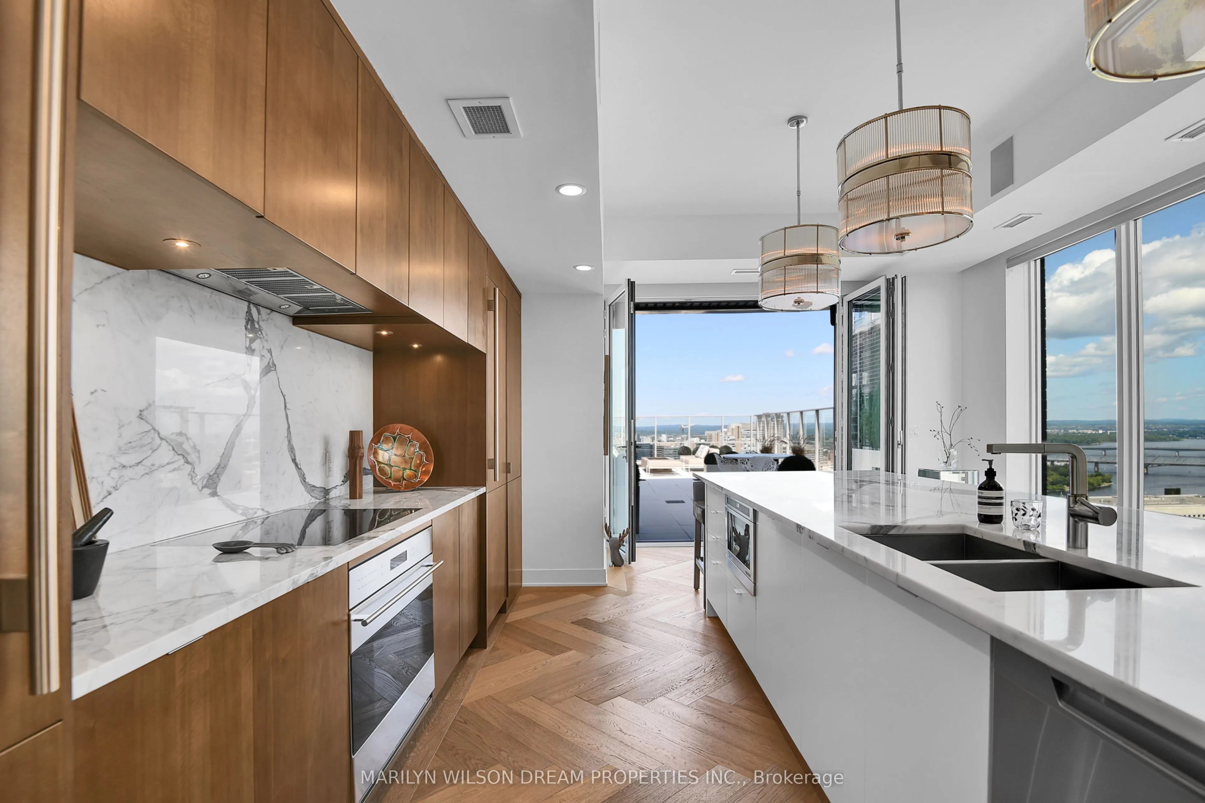 428 Sparks Street, #2101