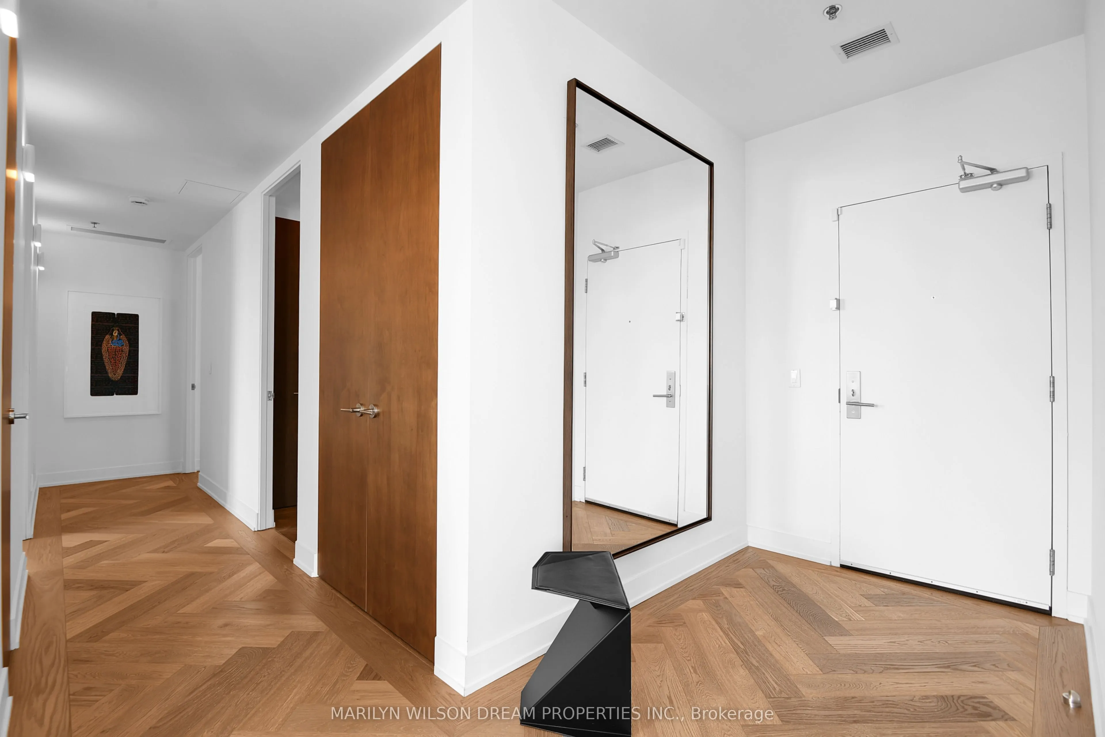 428 Sparks Street, #2101