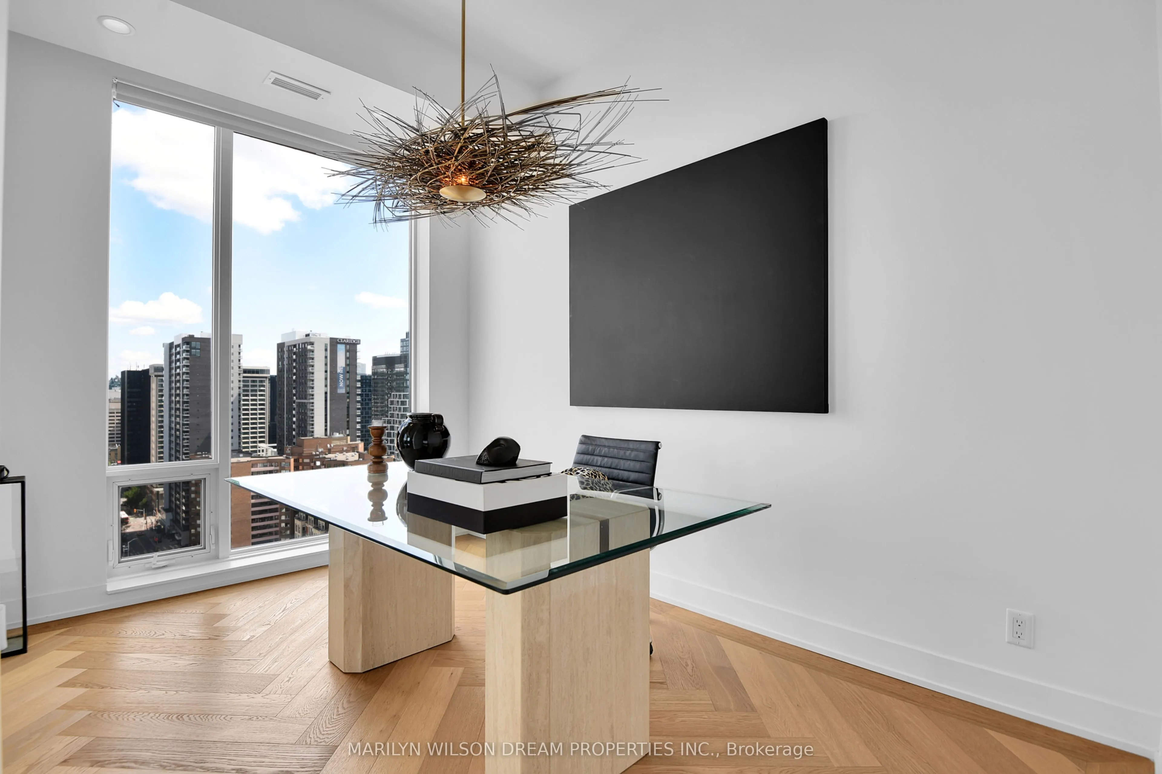 428 Sparks Street, #2101