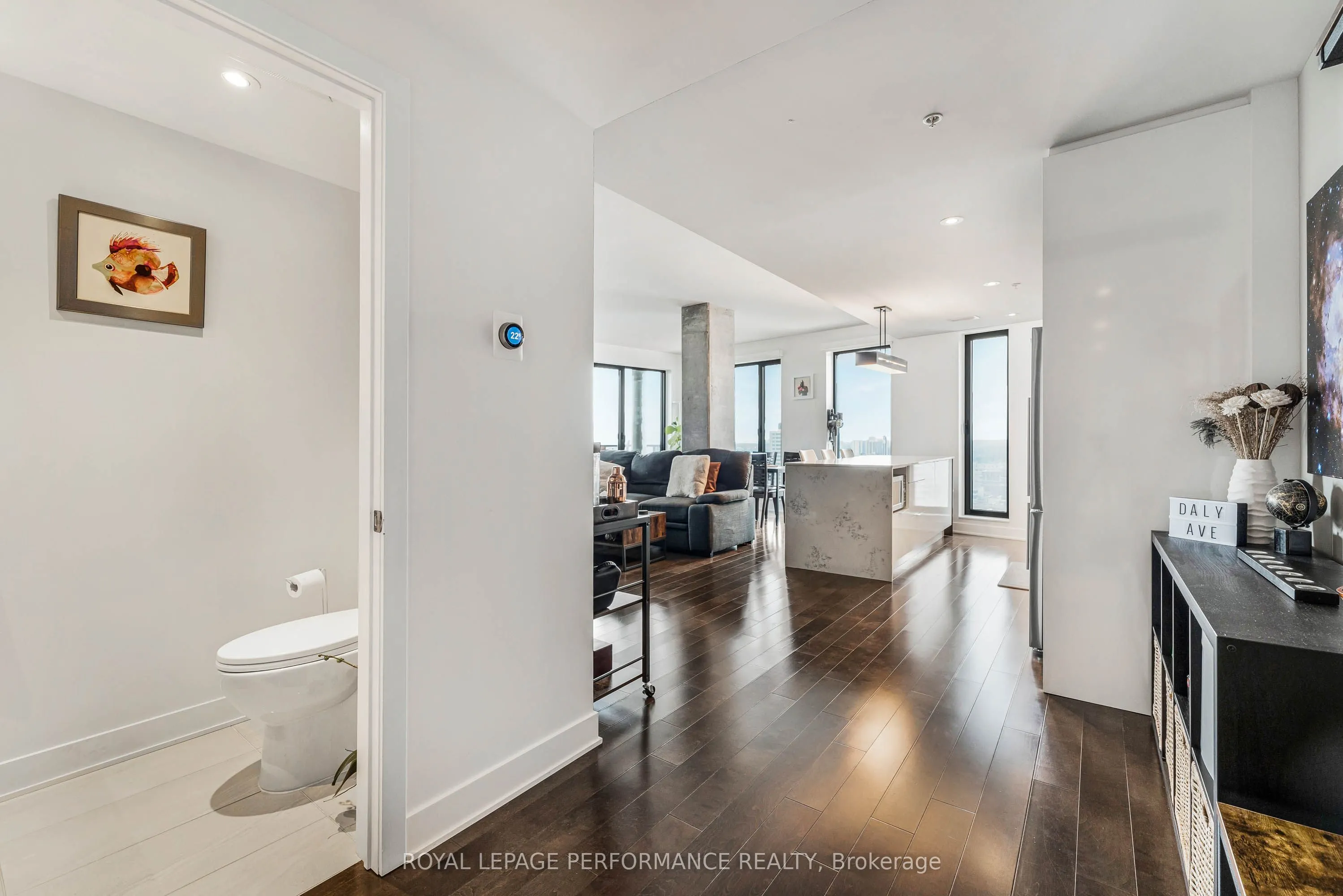 20 Daly Avenue, #1810