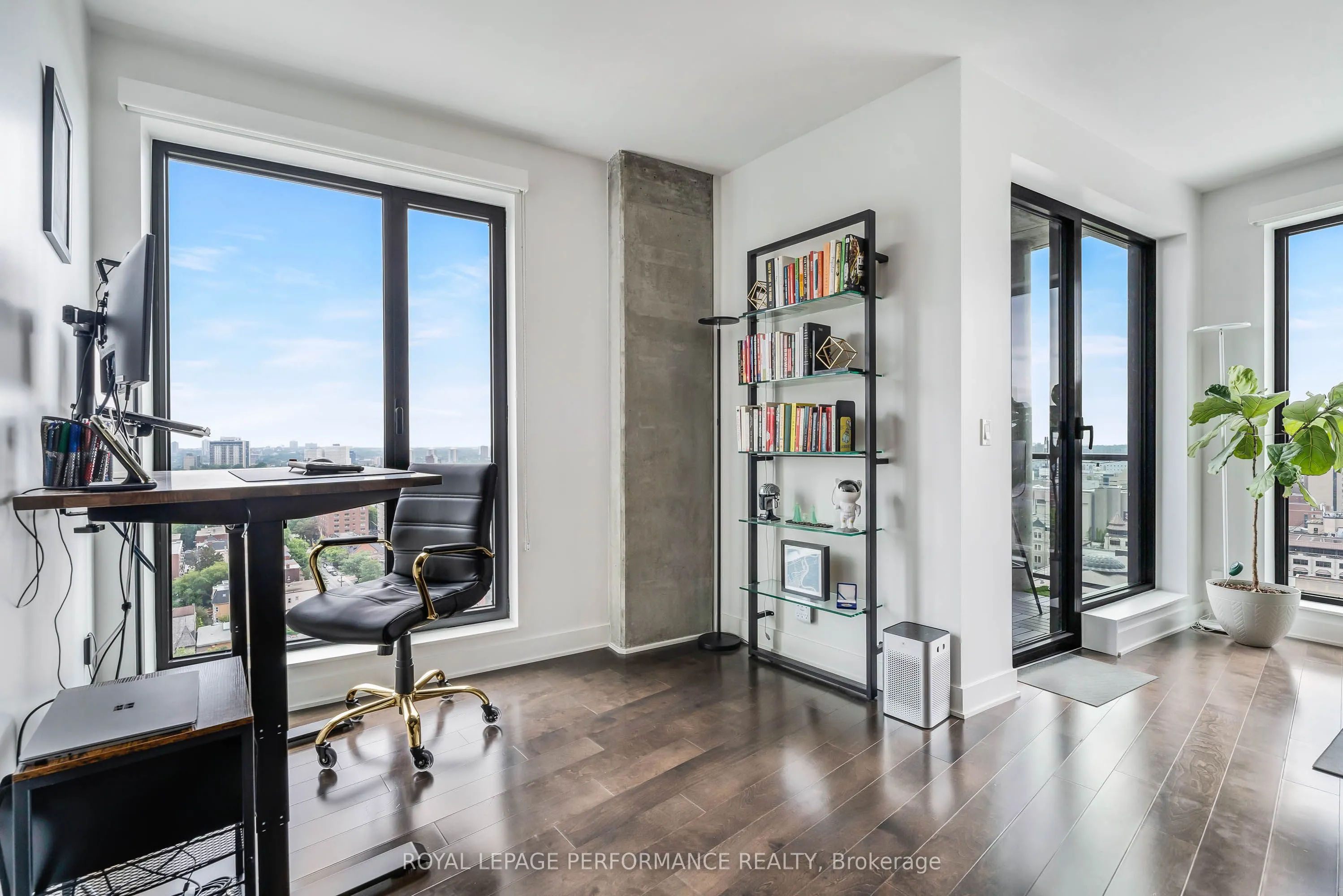 20 Daly Avenue, #1810