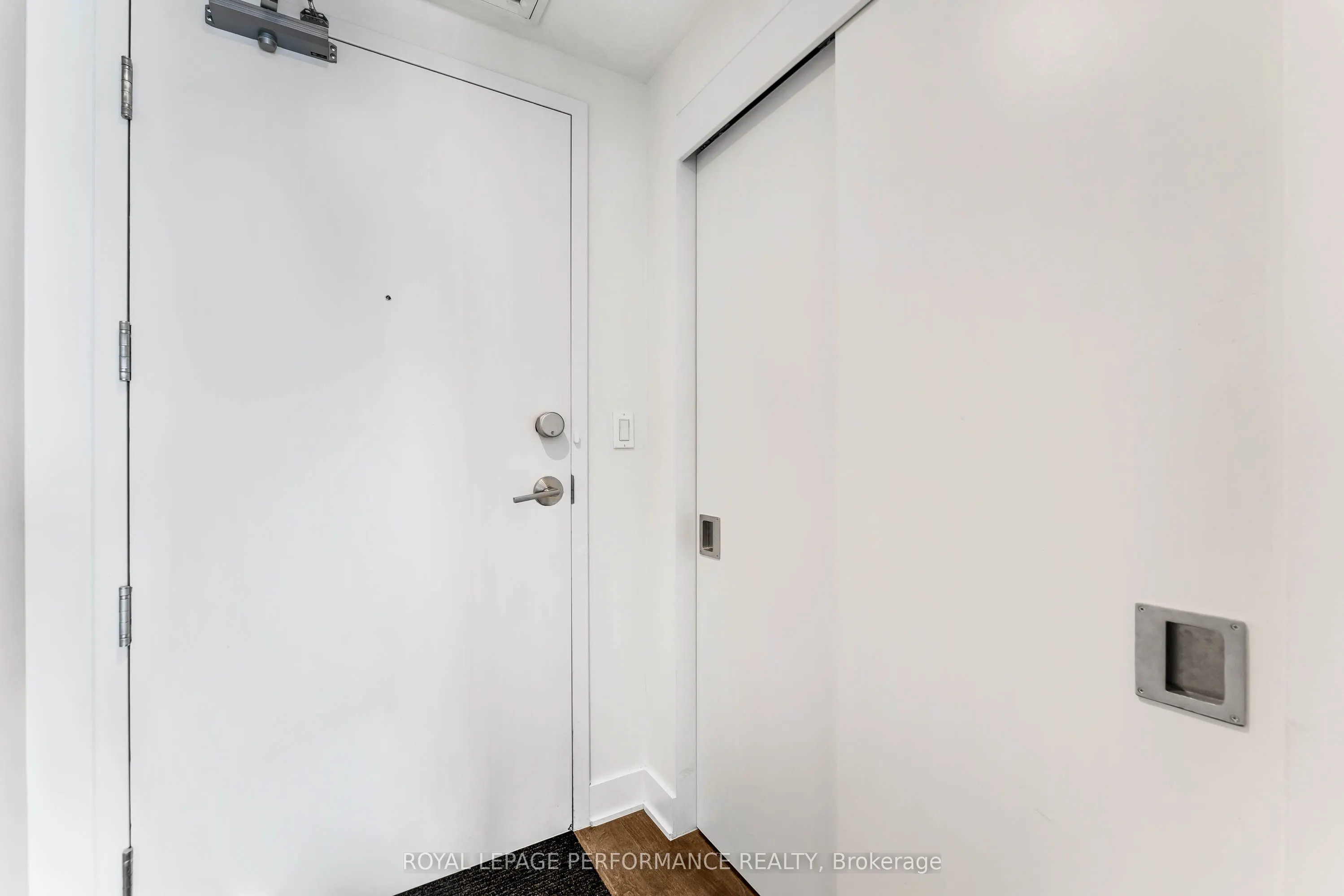 20 Daly Avenue, #1810