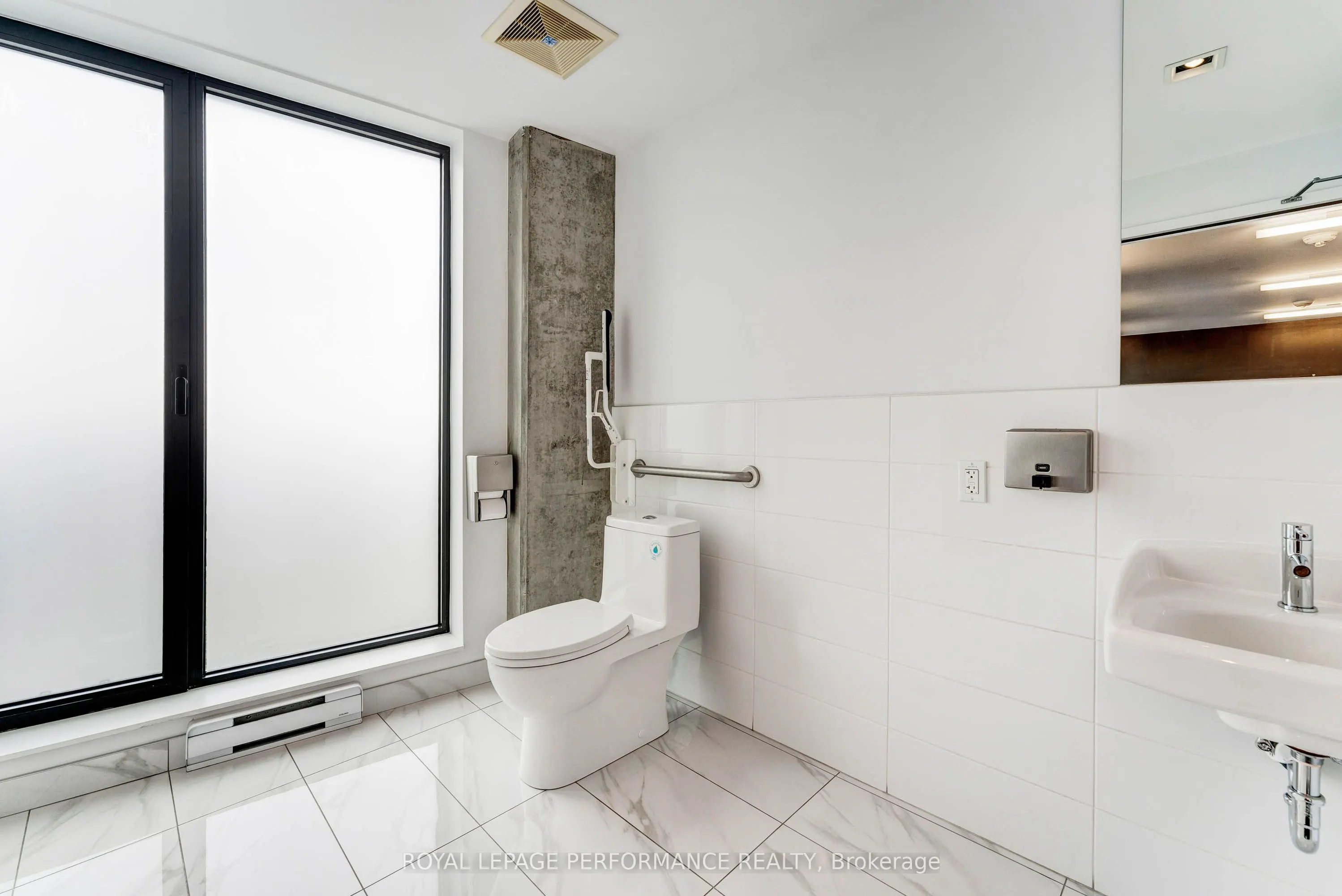 20 Daly Avenue, #1810