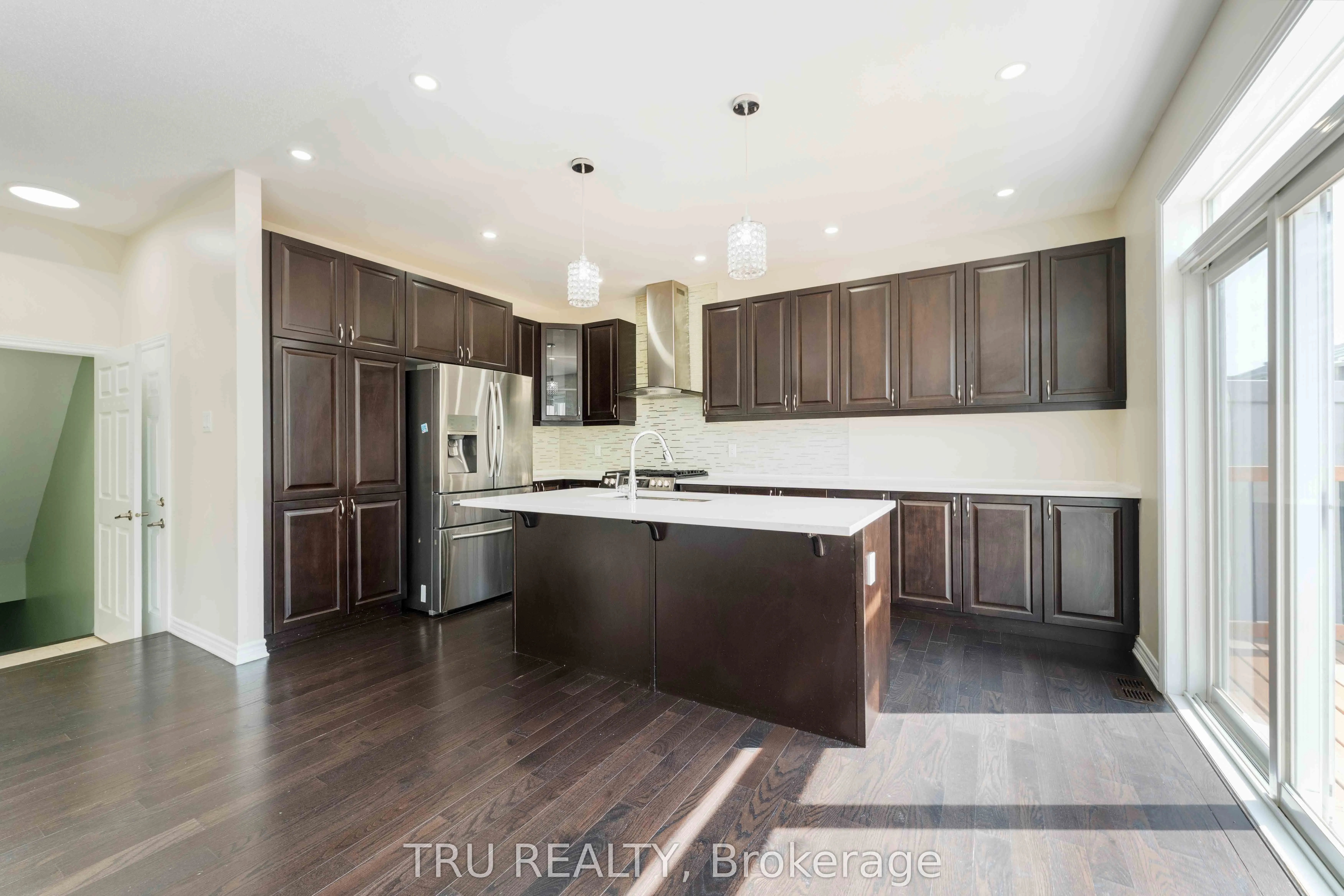 352 Meadowbreeze Drive