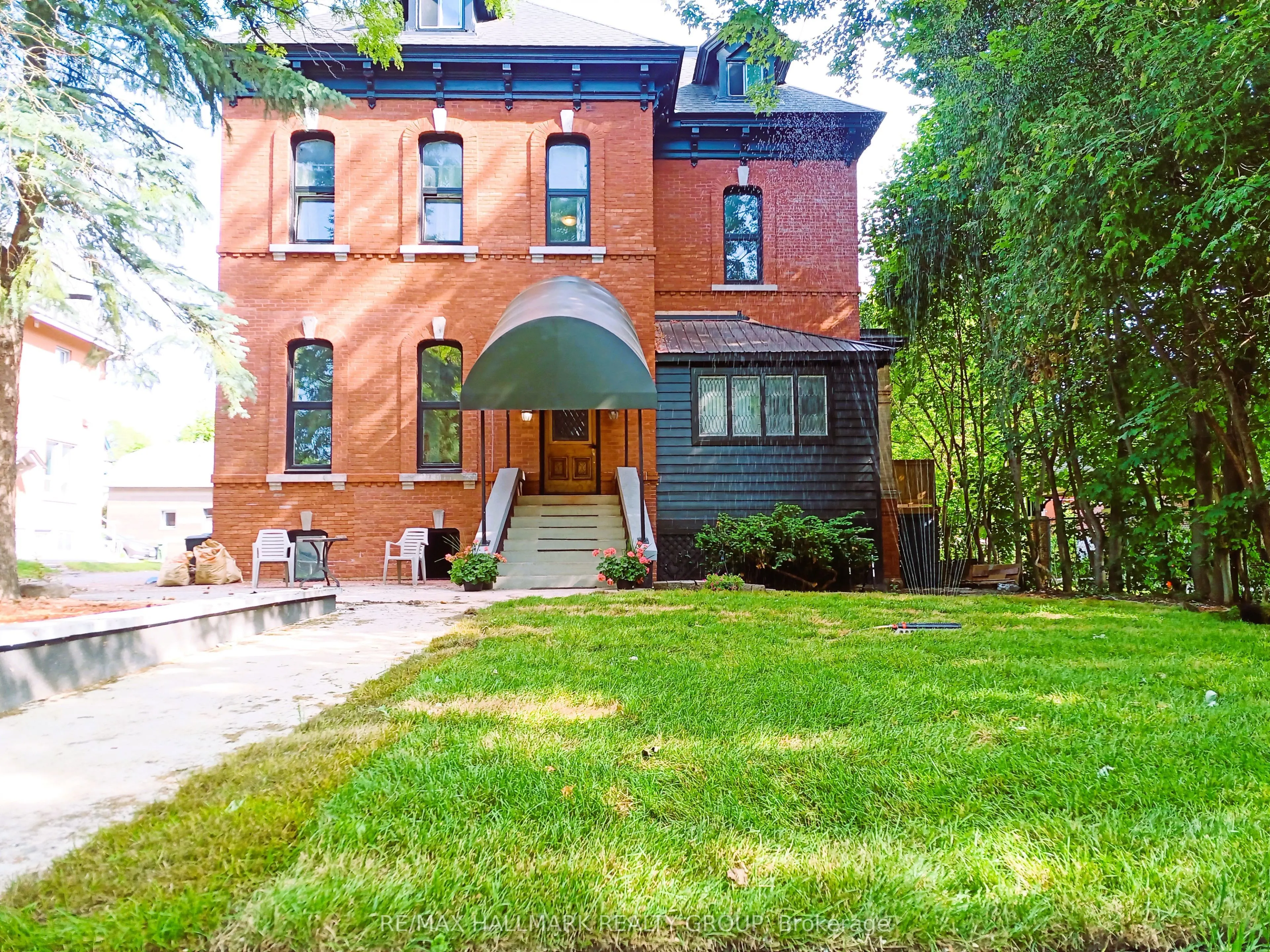 460 Wilbrod Street
