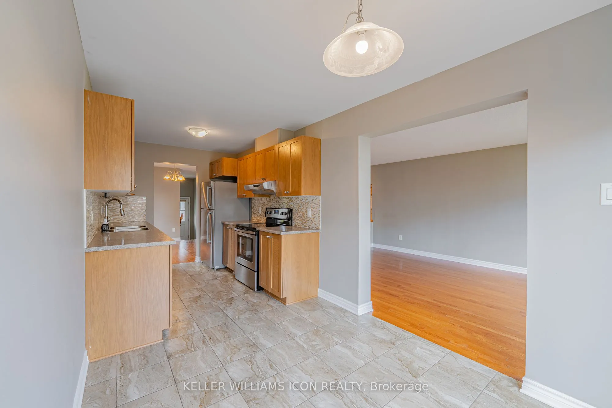 211 Halyard Way