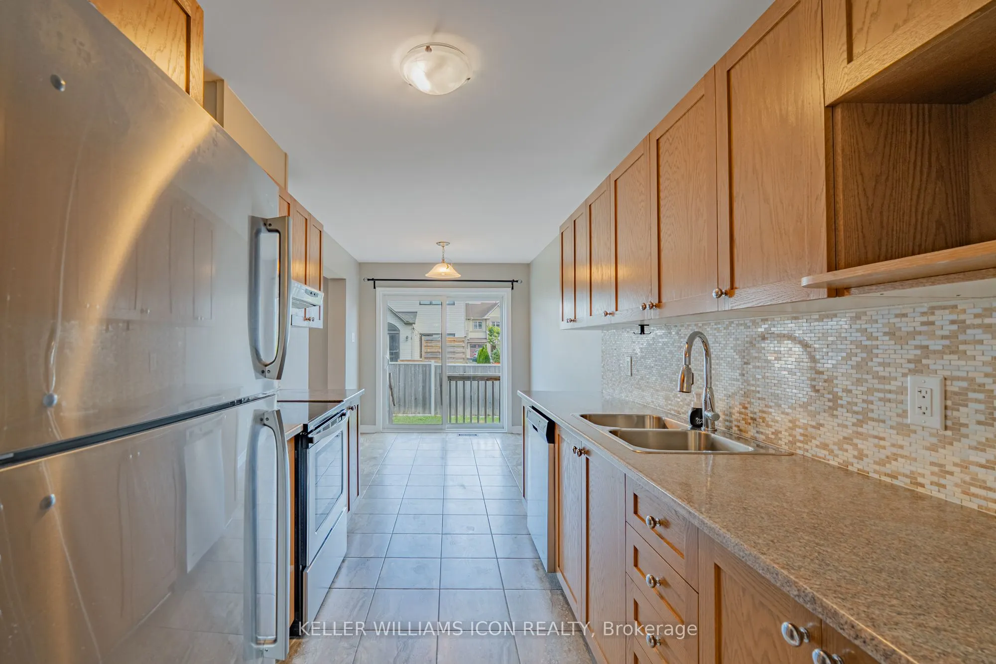 211 Halyard Way