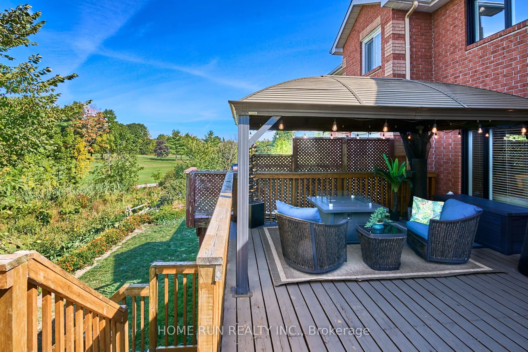 21 Longboat Court