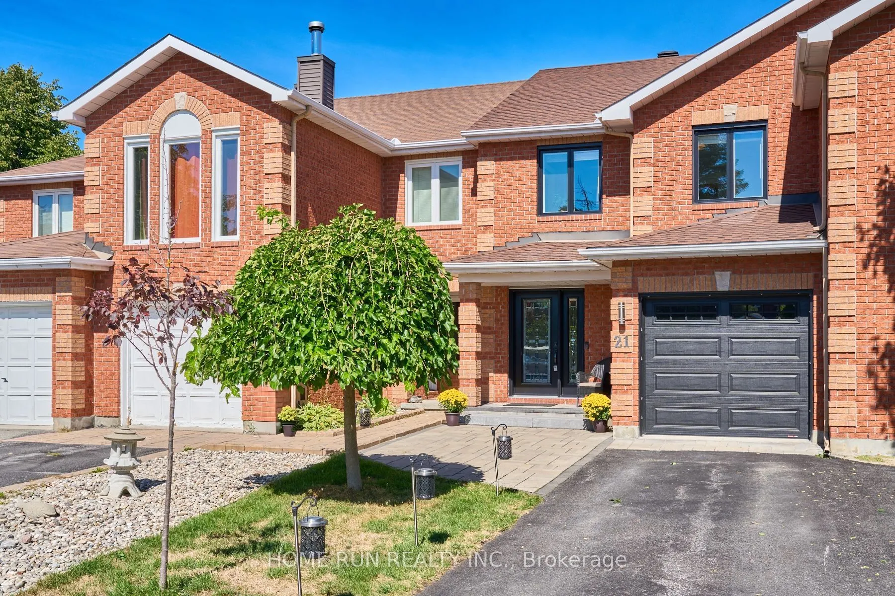21 Longboat Court