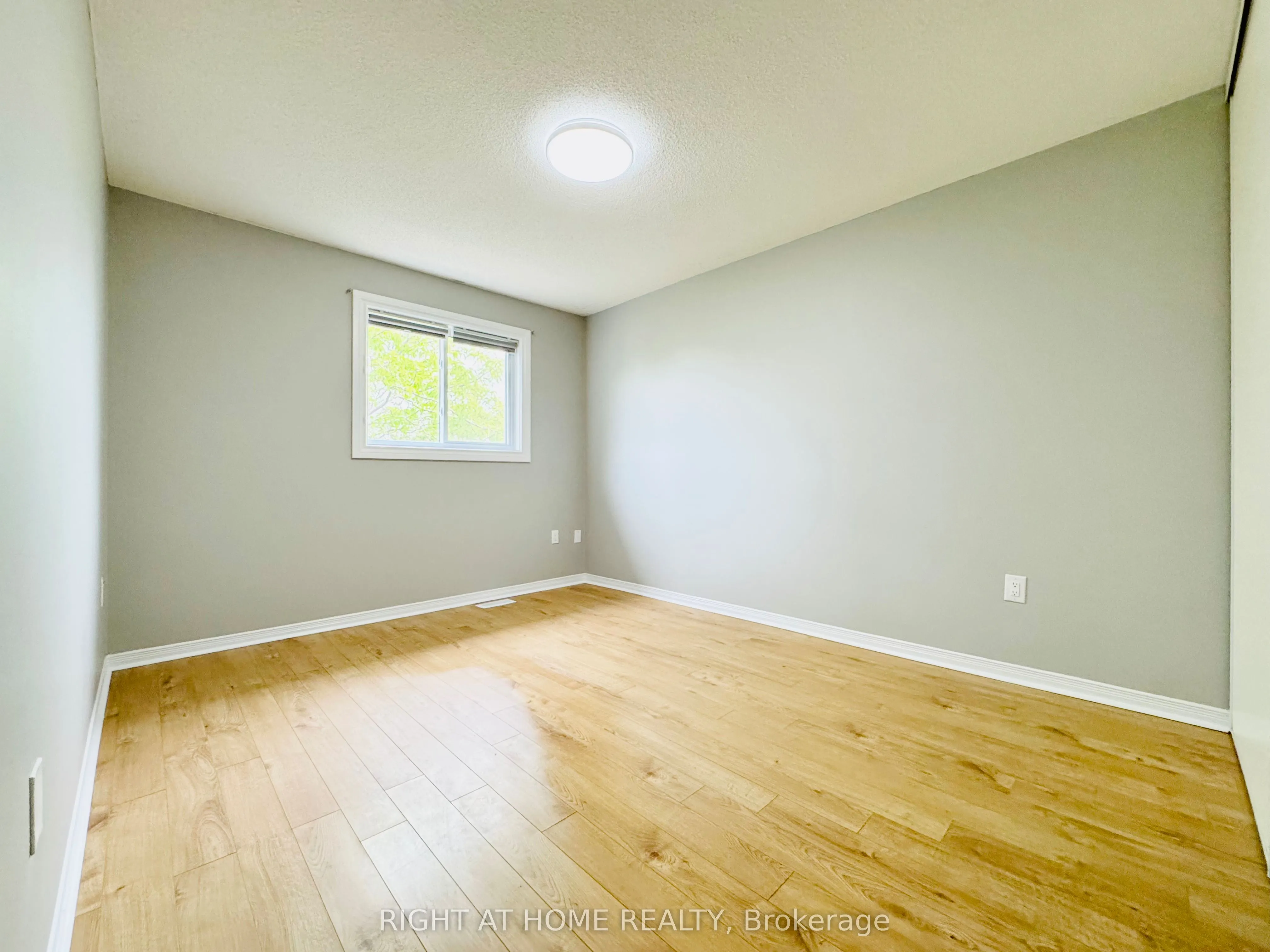 800 Paramount Drive, #10