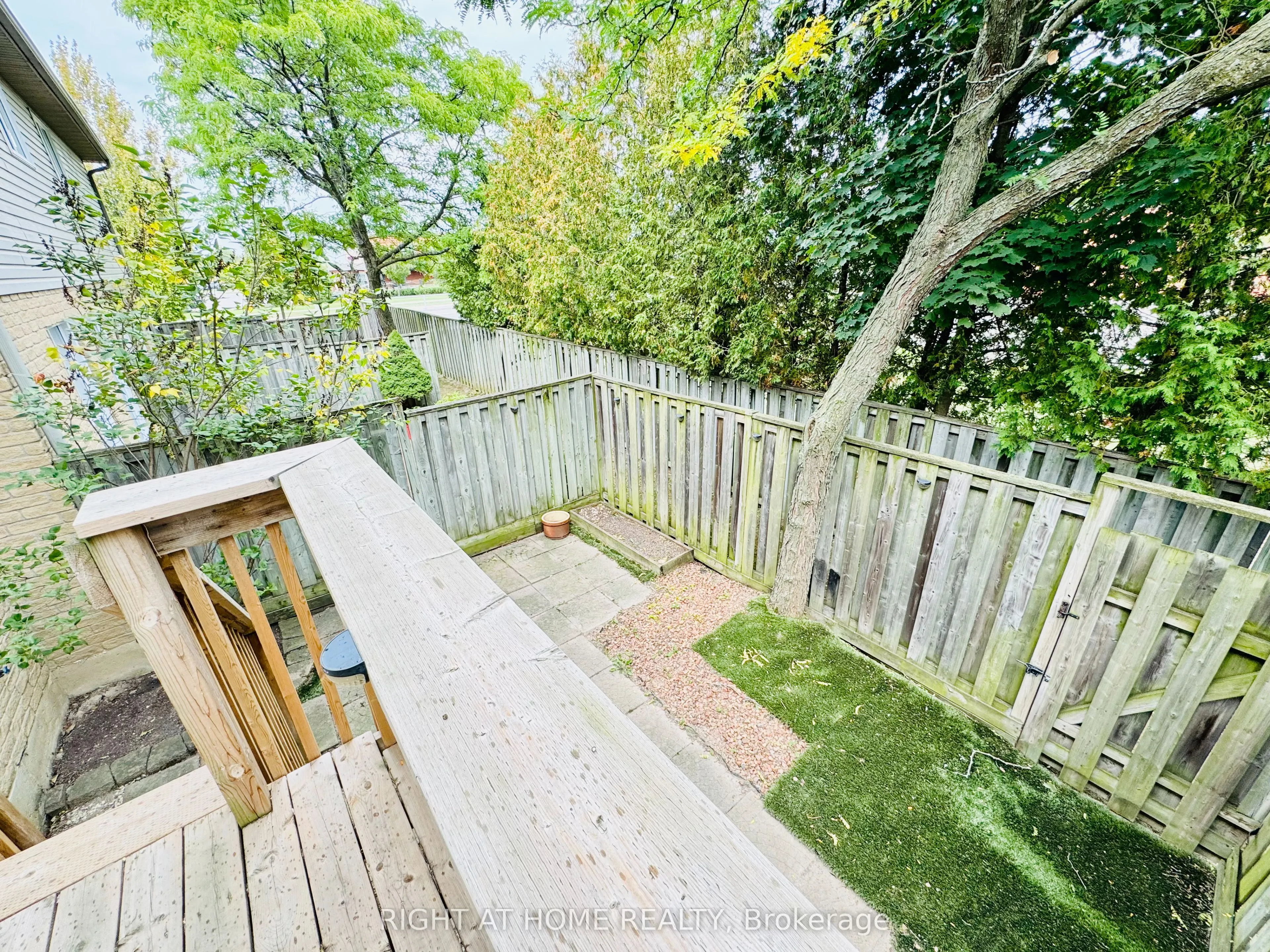 800 Paramount Drive, #10