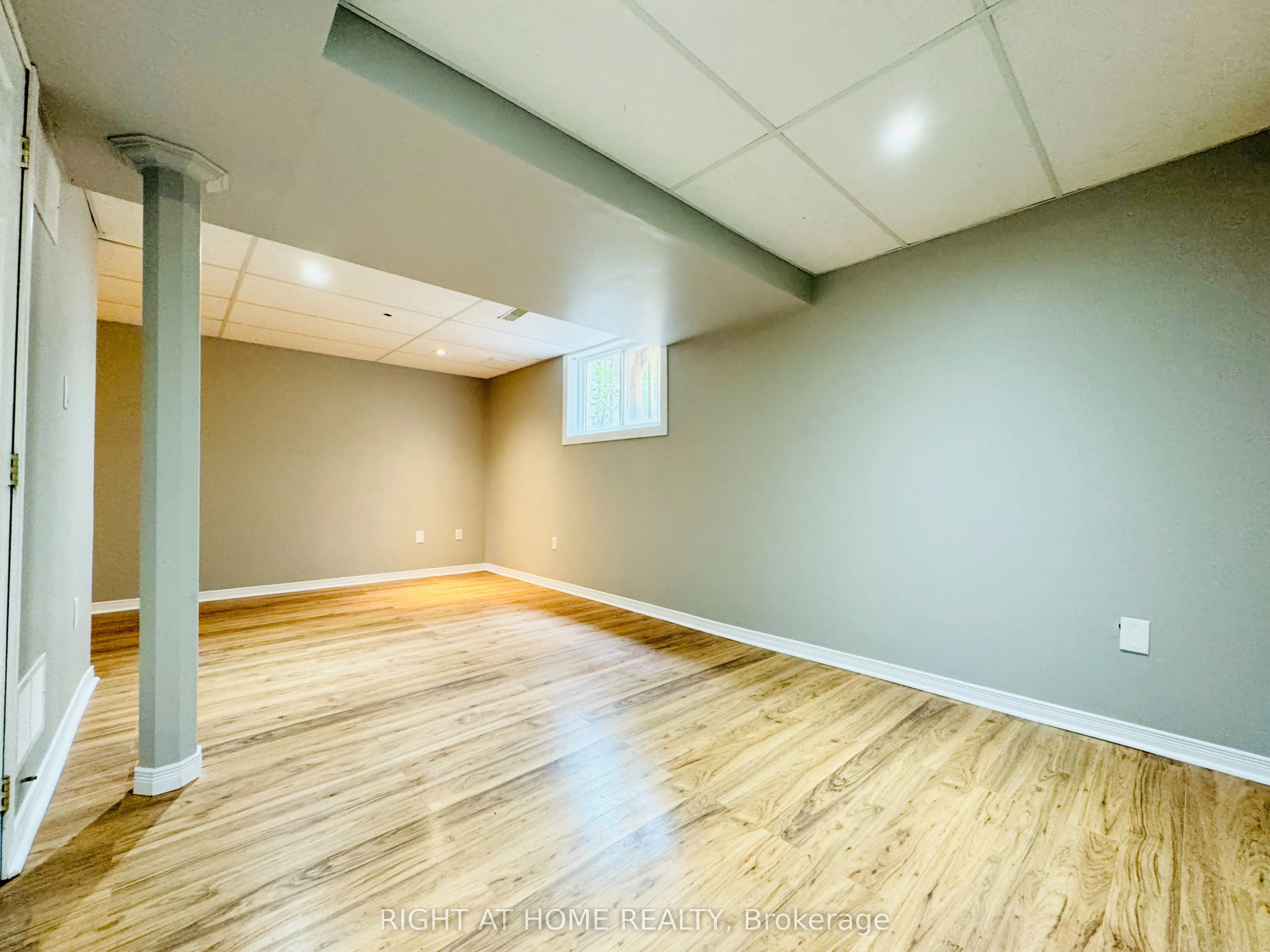 800 Paramount Drive, #10