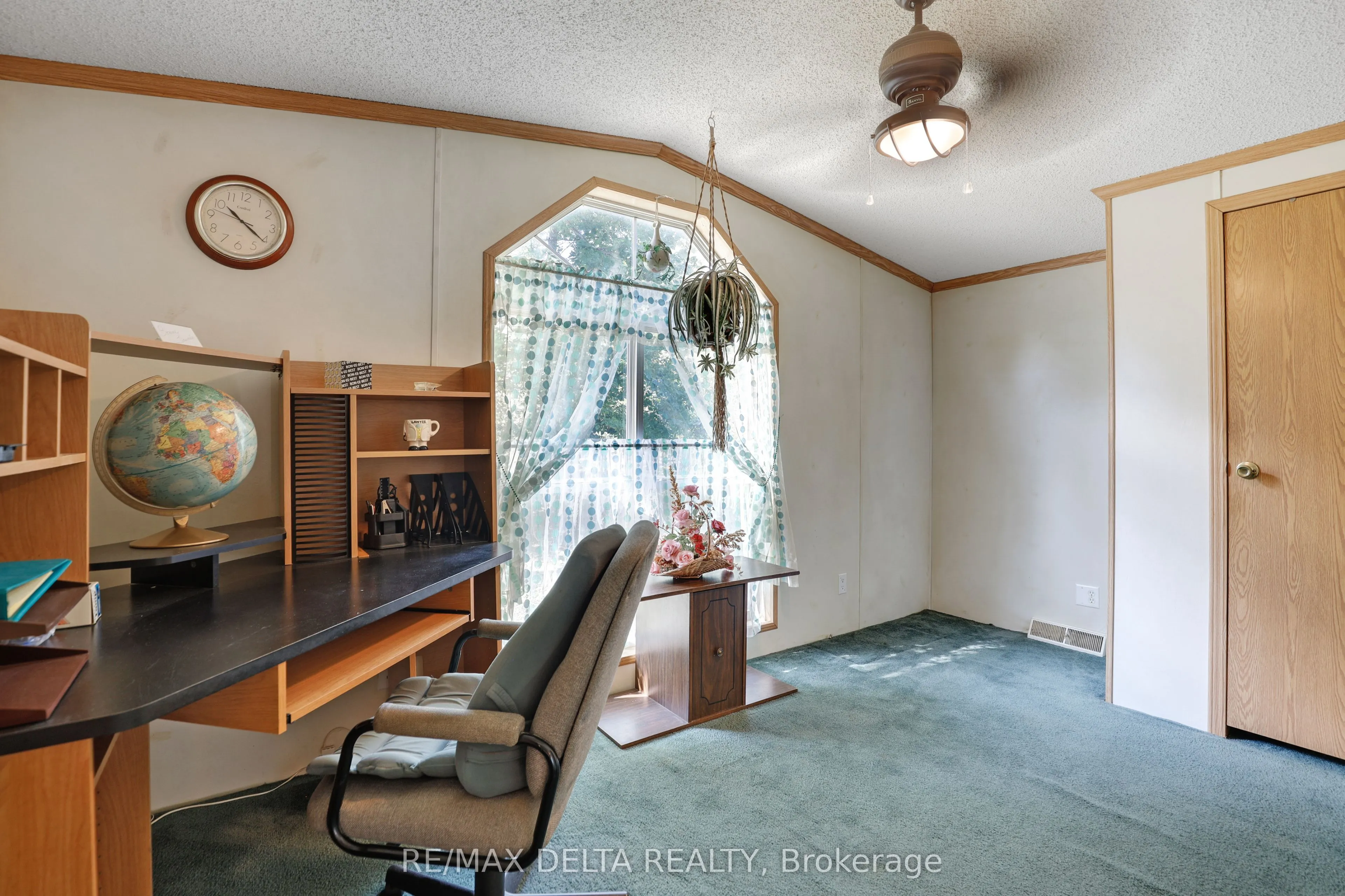 15270 Concession 8-9 Road