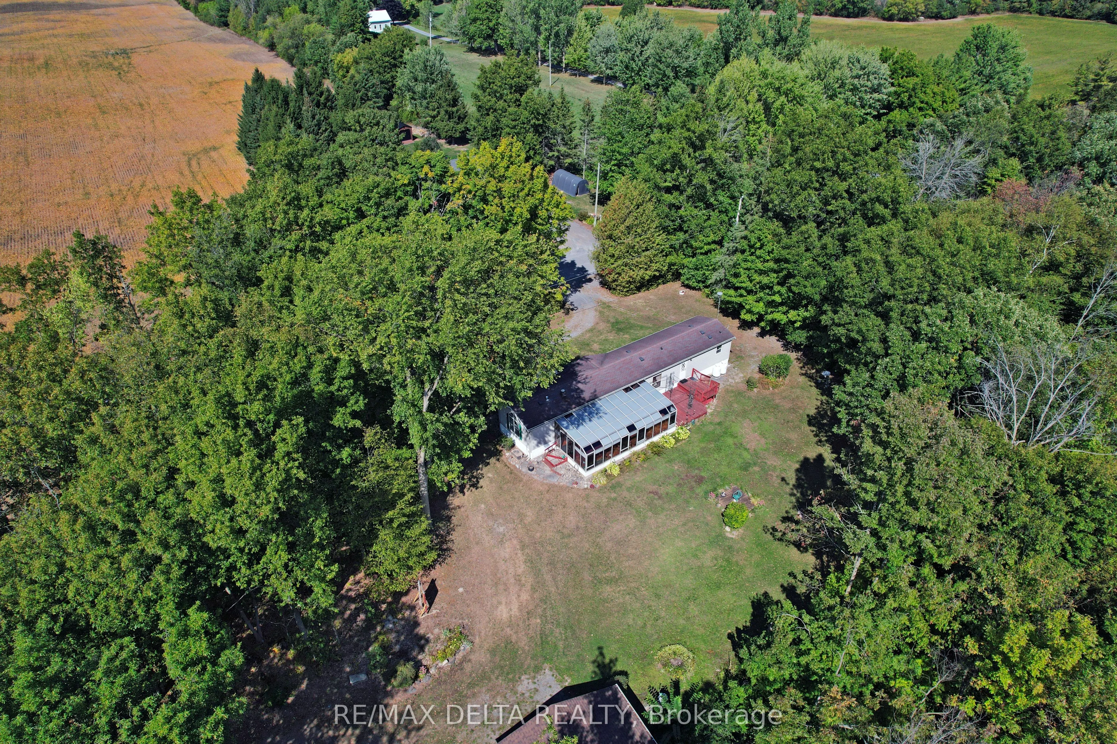 15270 Concession 8-9 Road