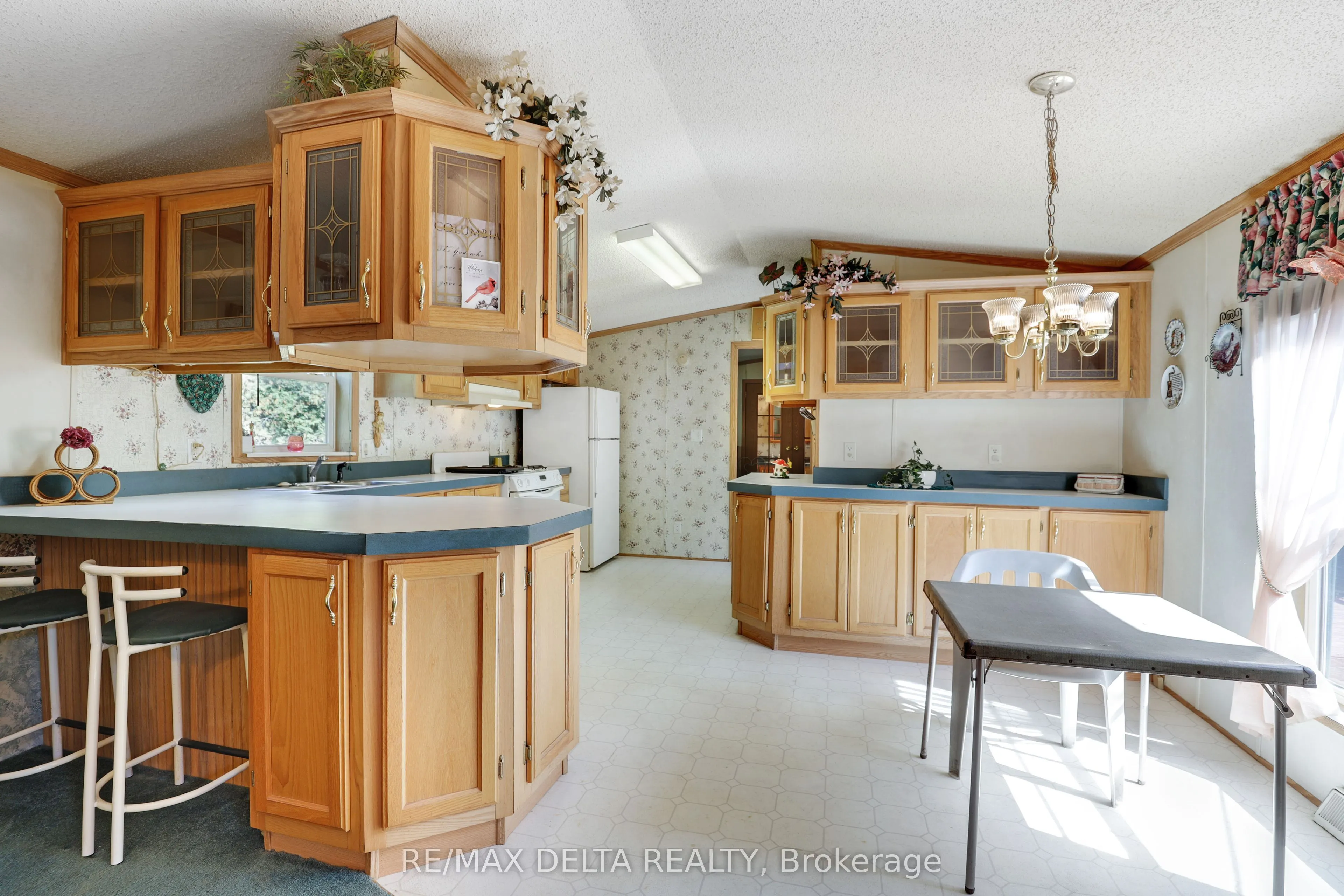 15270 Concession 8-9 Road